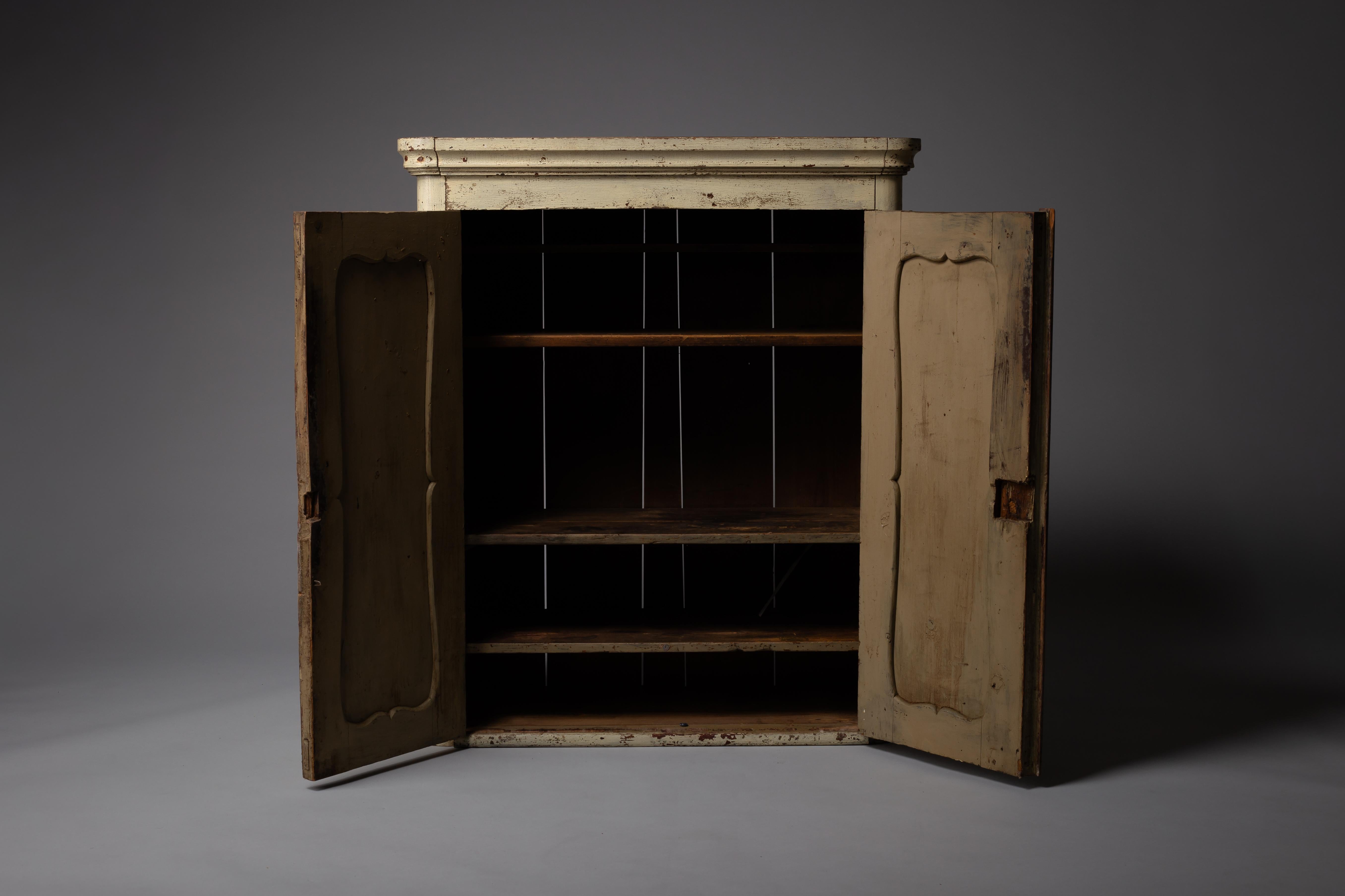 Arte popolare Scandinavian folk art cabinet in vendita