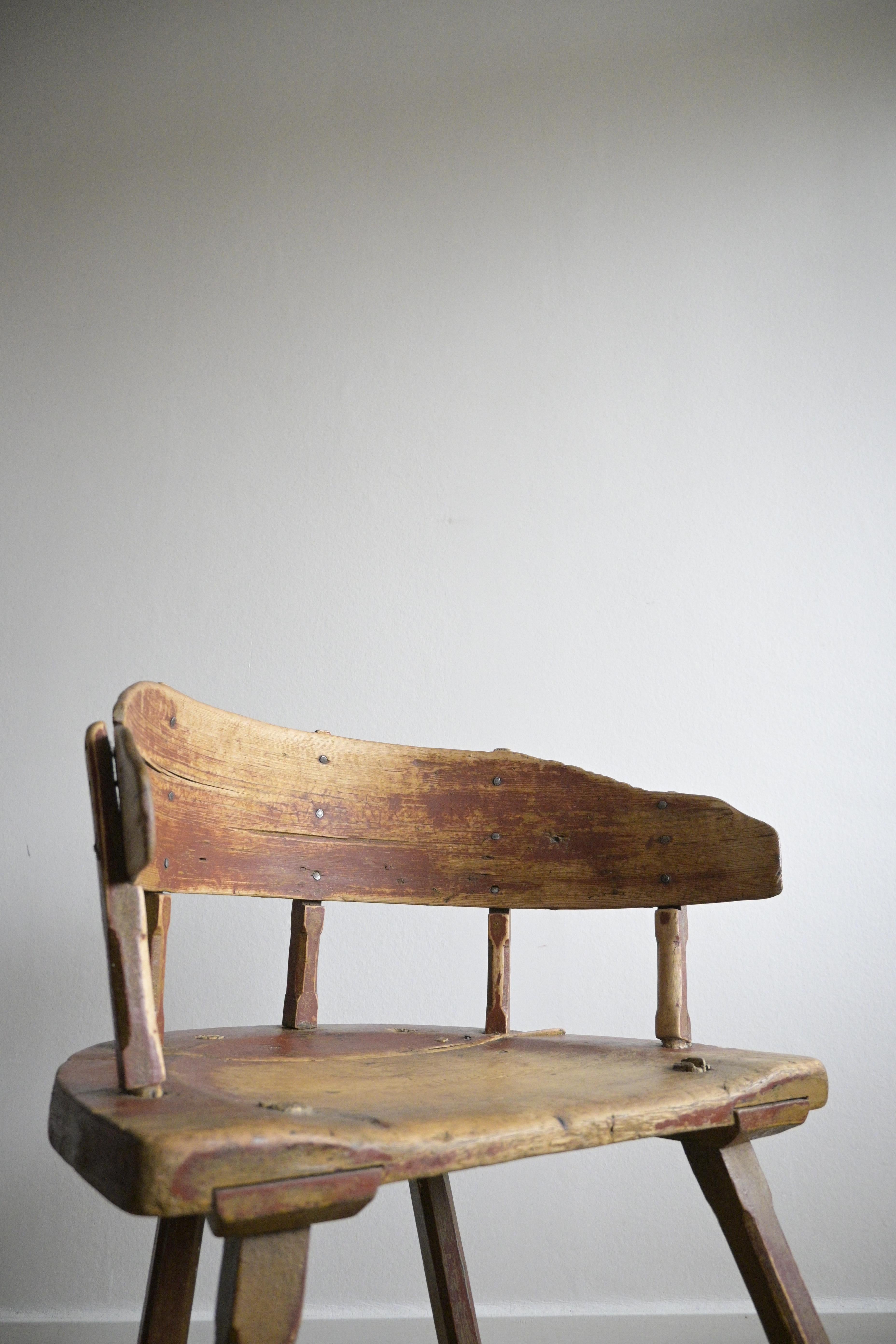 Chaise d'art populaire scandinave vers 1830-50s en vente 3