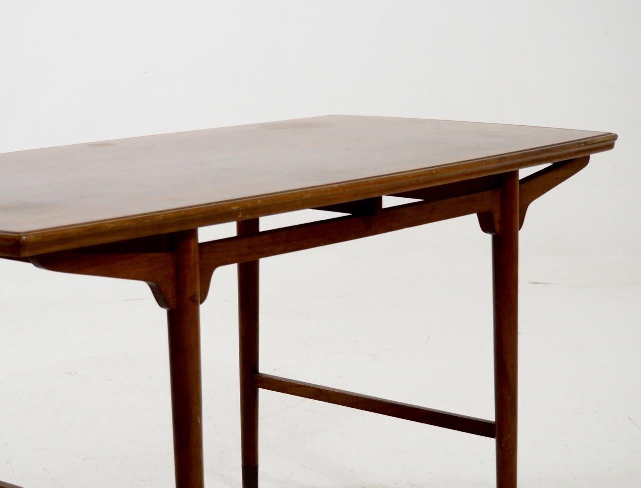 Mid-Century Modern Table basse scandinave autoportante en teck, années 1960 en vente