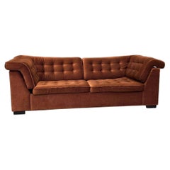 Canapé-lit scandinave tufté des années 1970 beau Design Low long