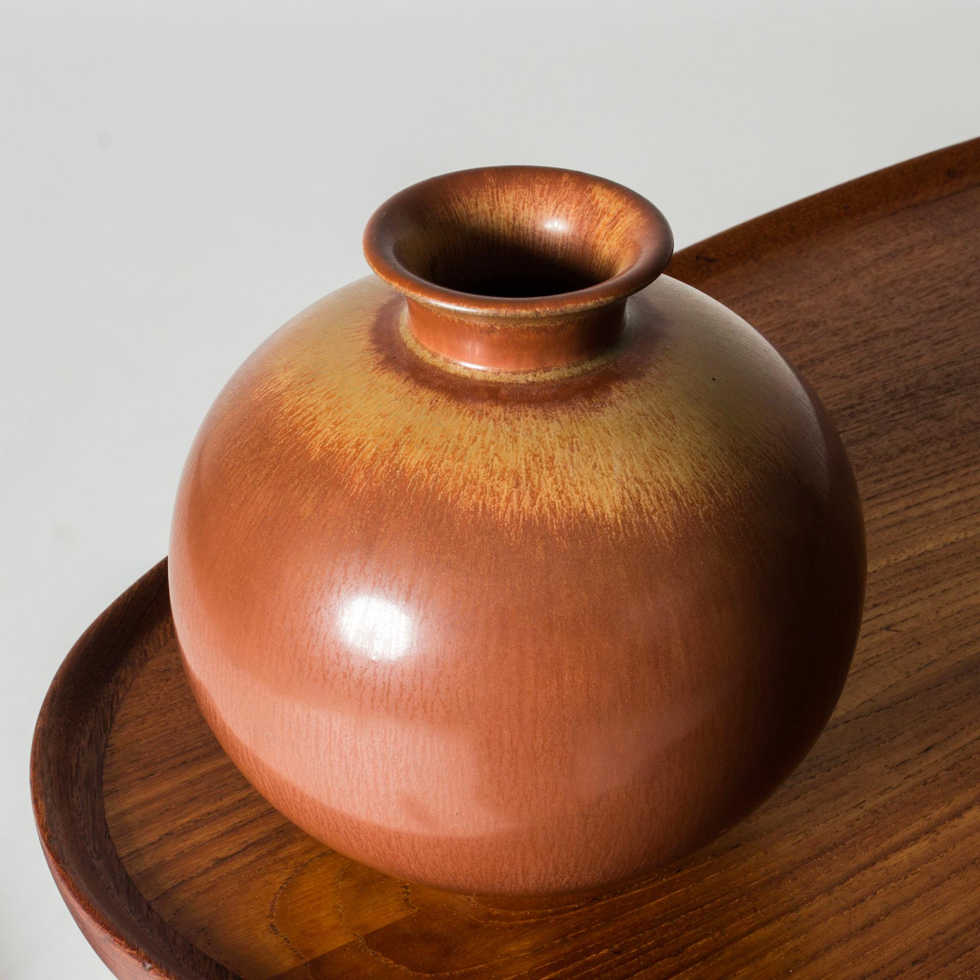 Scandinavian Modern Scandinavian Functionalist Stoneware Vase by Gunnar Nylund, 1940s For Sale