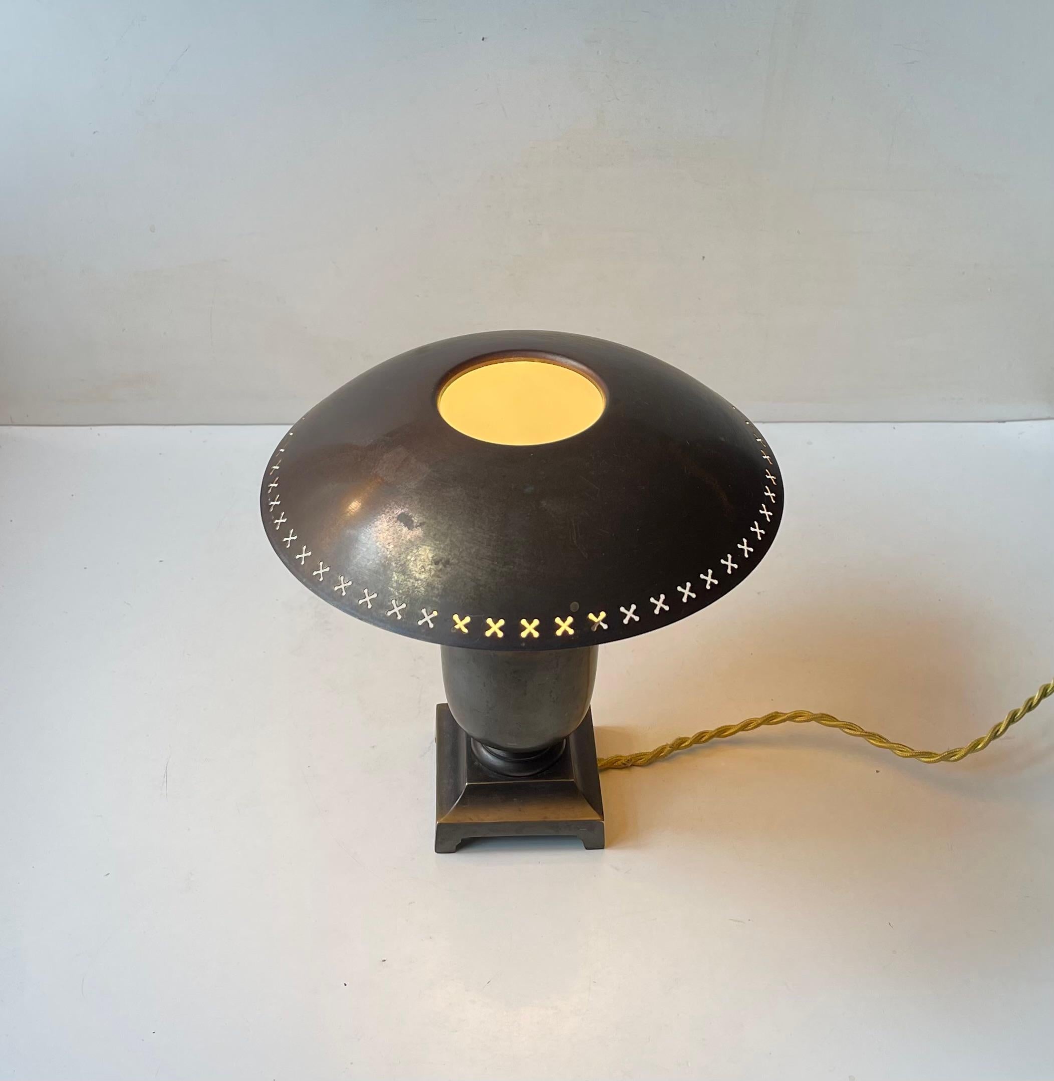 Scandinavian Functionalist Table Lamp in Patinated Bronze & Opaline Glass In Good Condition In Esbjerg, DK