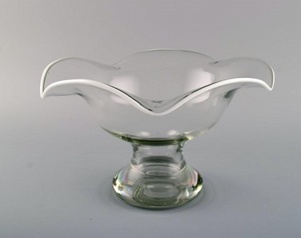 Scandinavian Glass Artist, Large Bowl in Mouth Blown Art Glass, 1960s-1970s In Good Condition For Sale In Copenhagen, DK