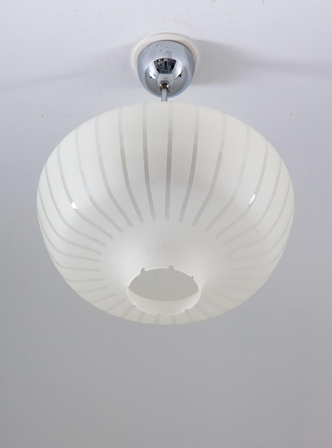 Scandinavian Glass Pendant, Swedish Modern, 1940s In Good Condition For Sale In Karlstad, SE