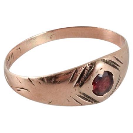 Scandinavian Goldsmith, Gold Ring Adorned with Red Stone, 1920-1930s For Sale