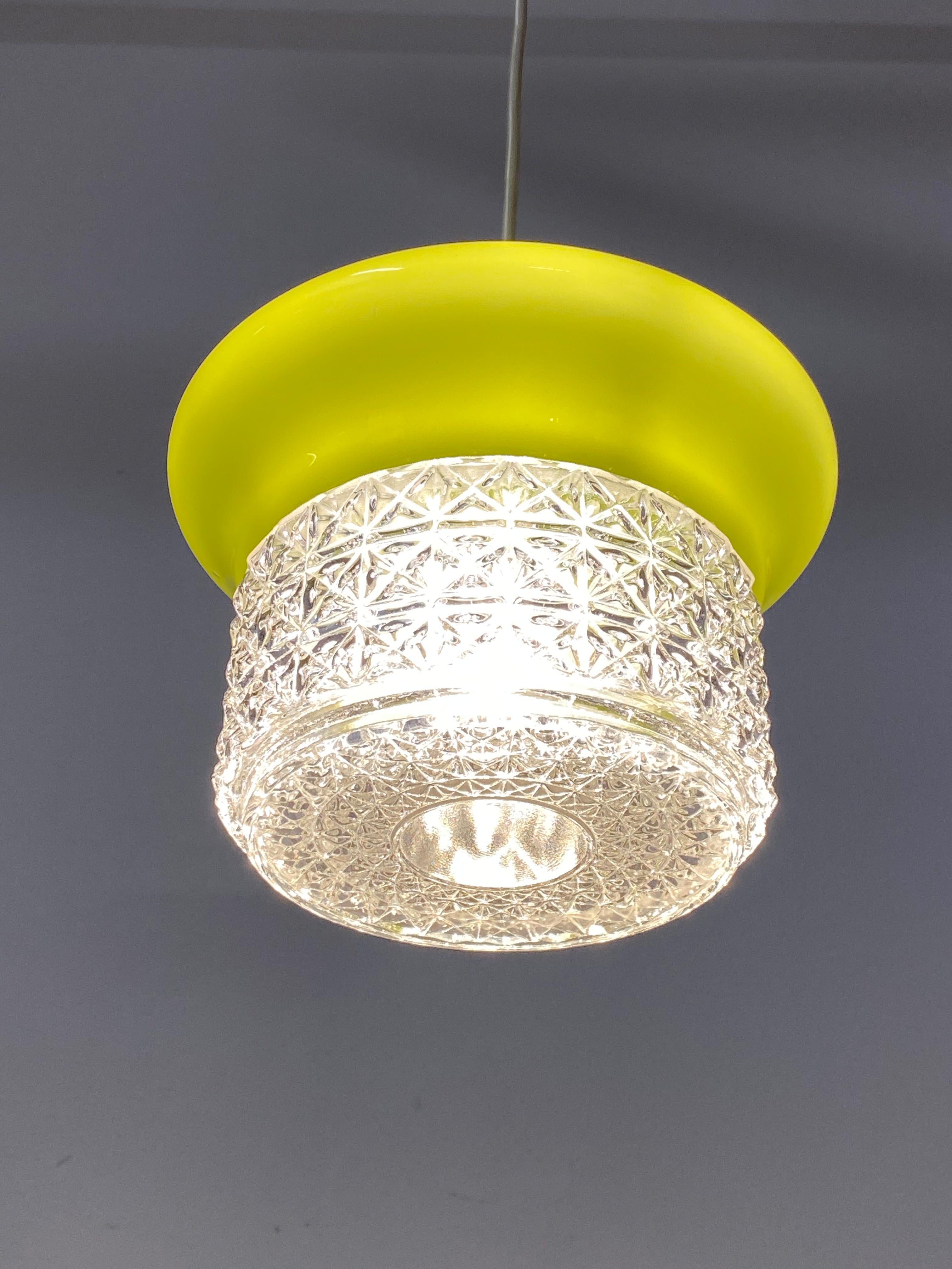 Scandinavian Green Glass Pendant Lamp For Sale 5