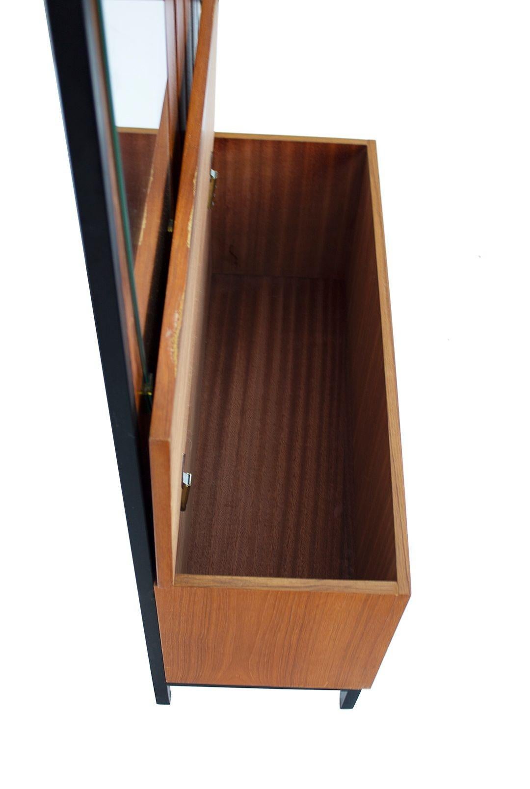 Scandinavian Hall Tree and Storage Bench with Hooks and Mirror 2
