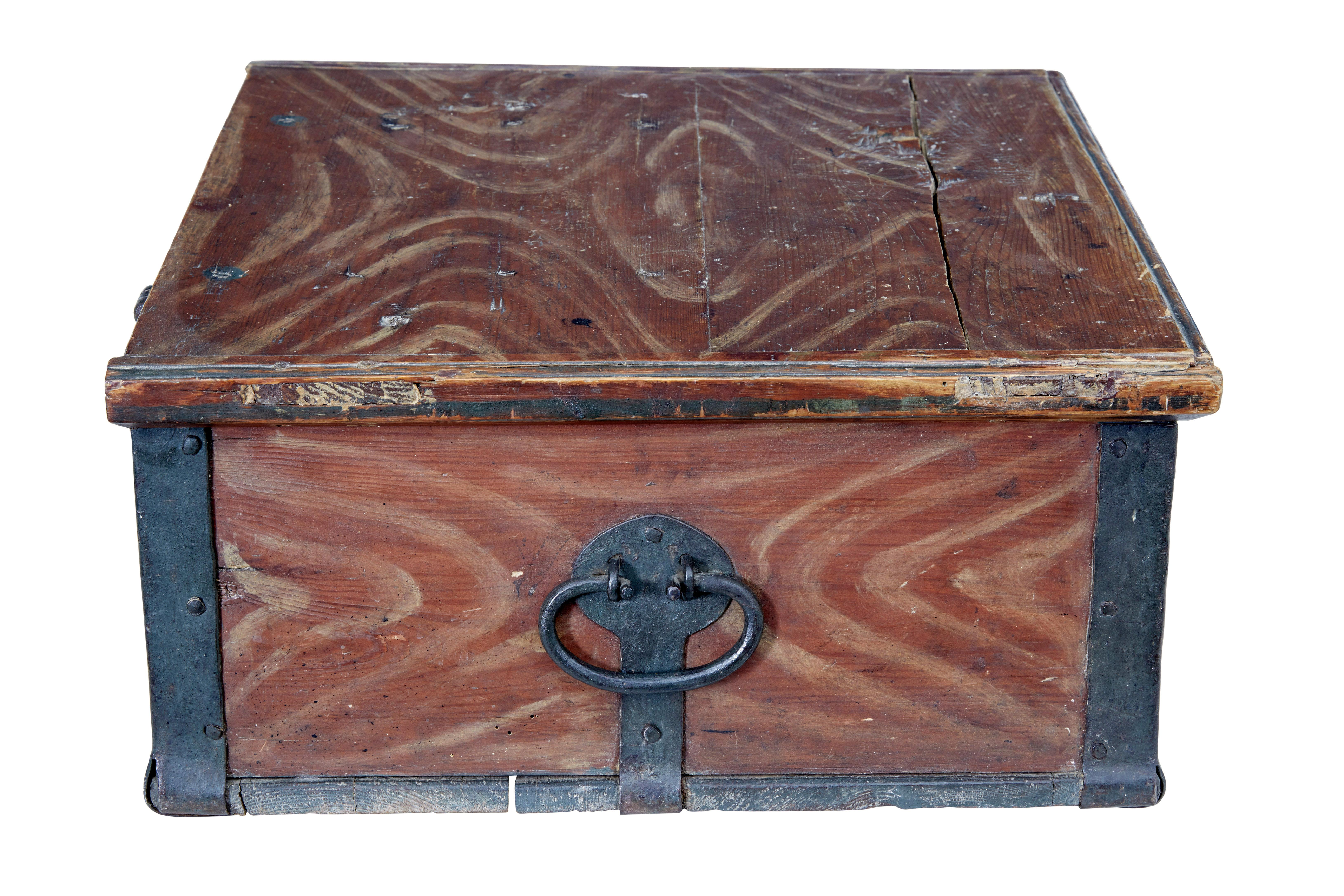 Hand-Crafted Scandinavian Hand Painted 19th Century Pine Strong Box For Sale