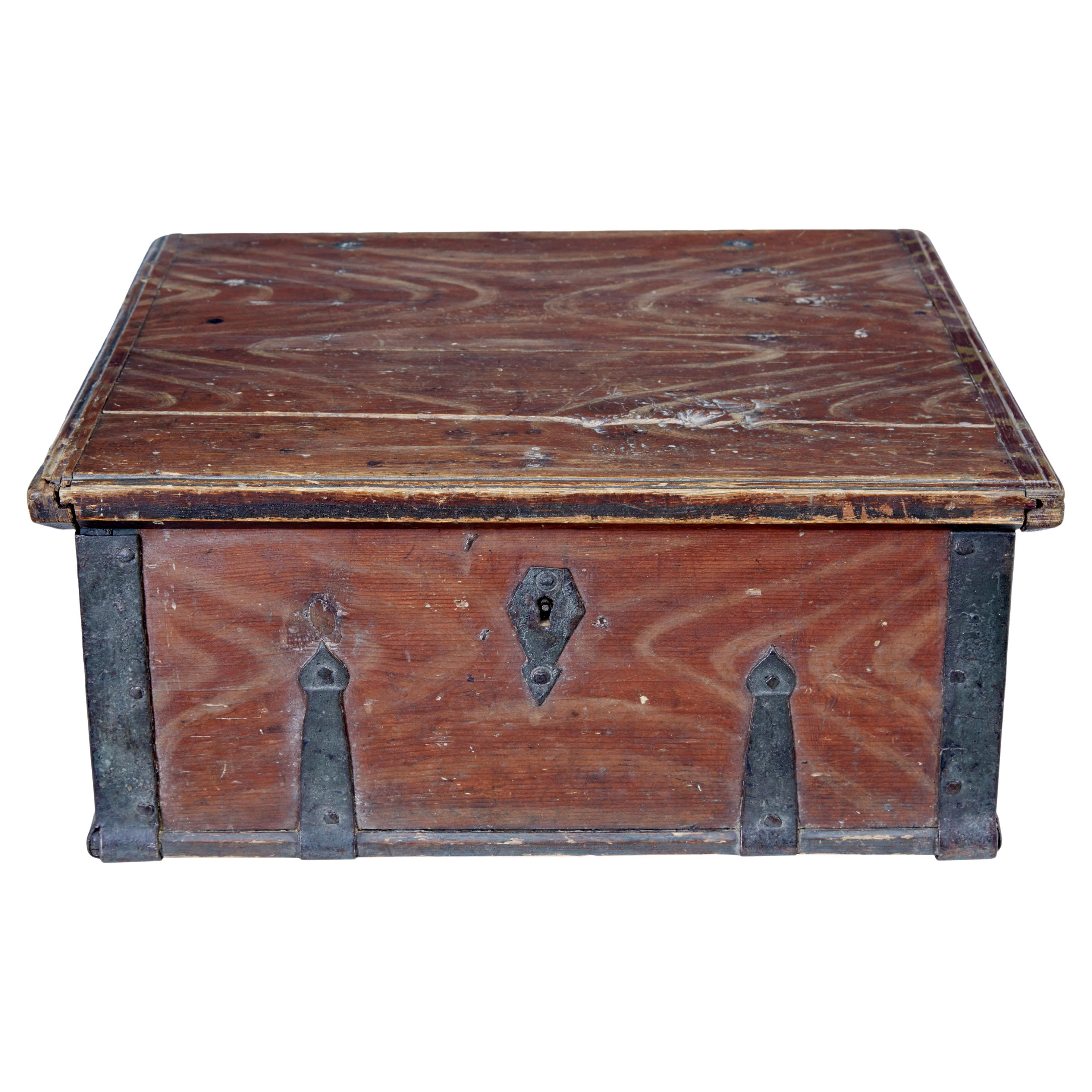 Scandinavian Hand Painted 19th Century Pine Strong Box For Sale