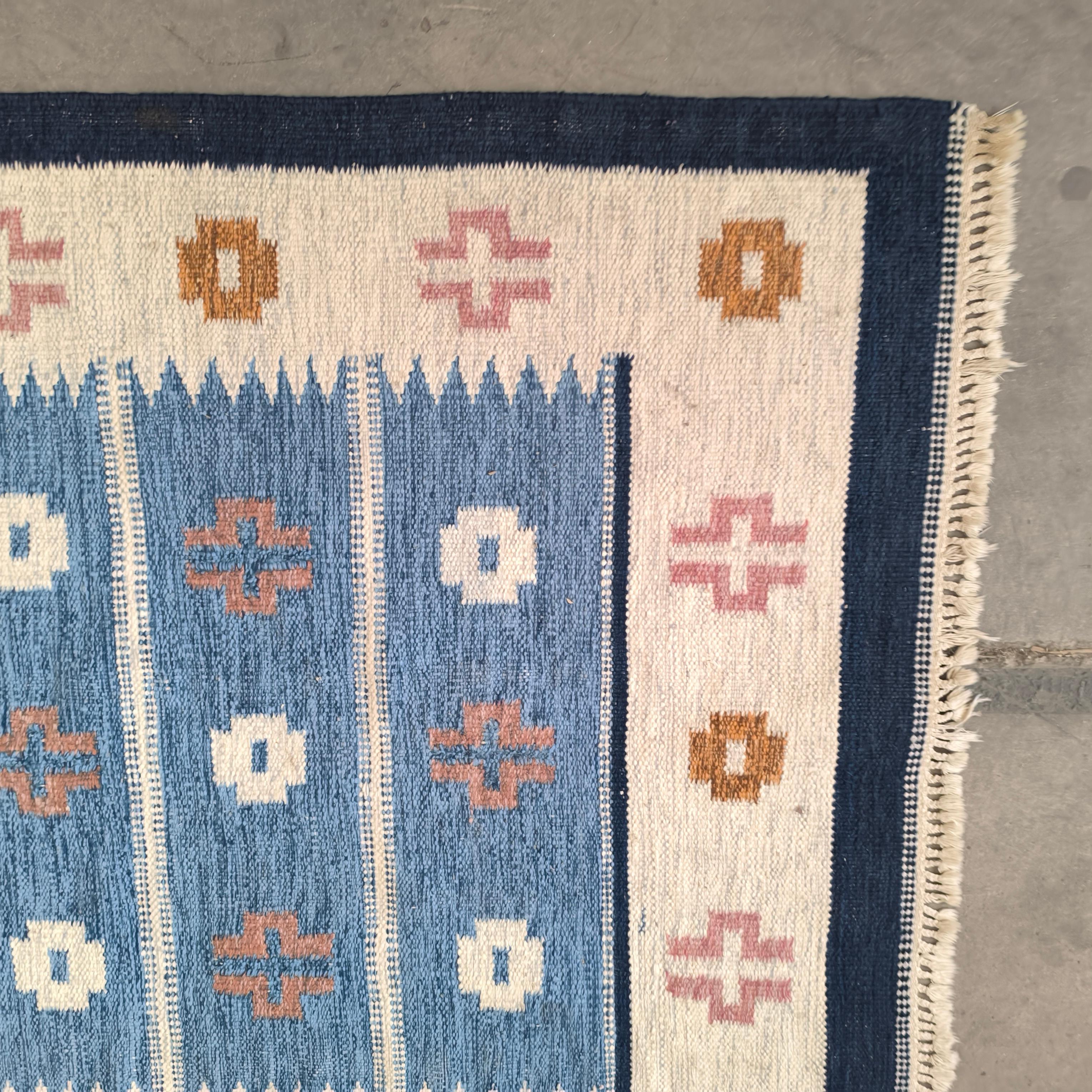 Tappeto scandinavo Rollakan tessuto a mano a trama piatta, firmato GS metà del XX secolo in vendita 4