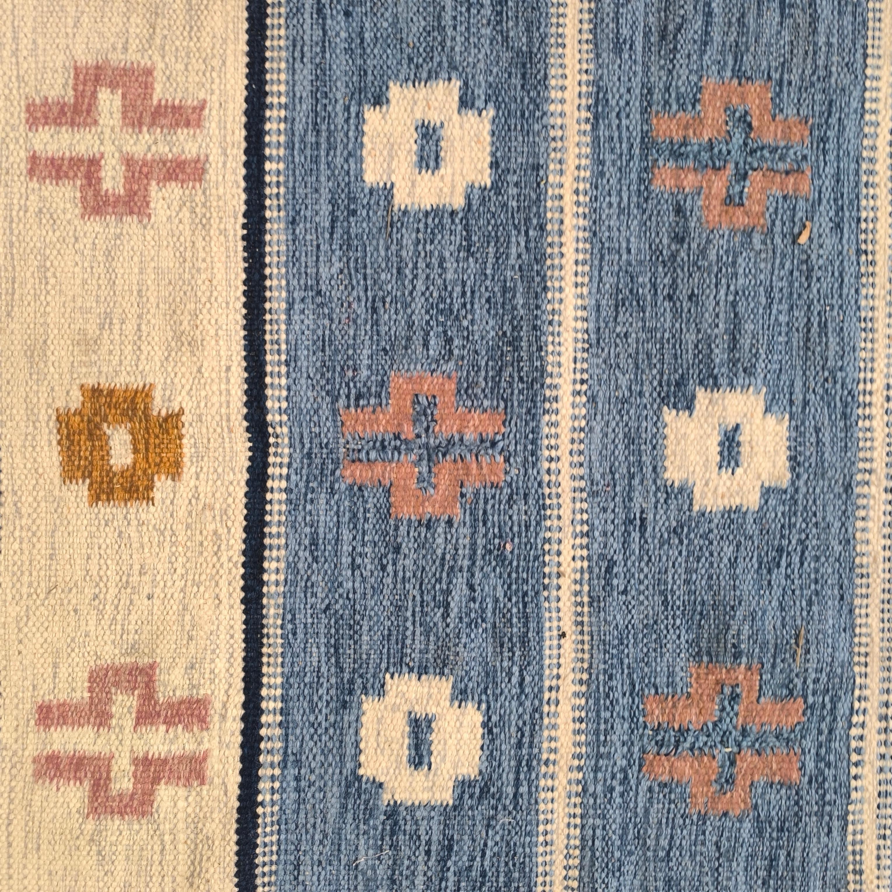 Tappeto scandinavo Rollakan tessuto a mano a trama piatta, firmato GS metà del XX secolo in vendita 6