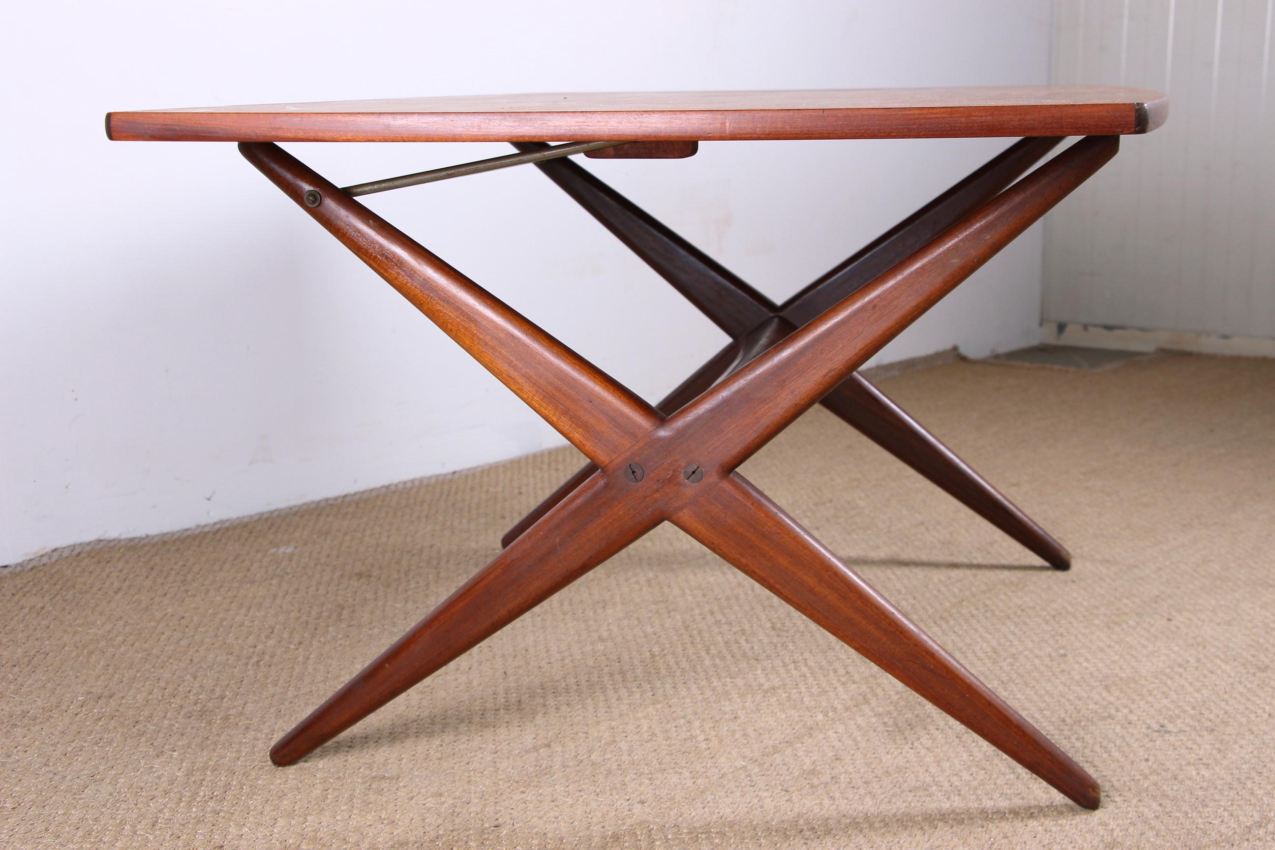 Scandinavian High and Low Table in Teak, 1960 For Sale 4