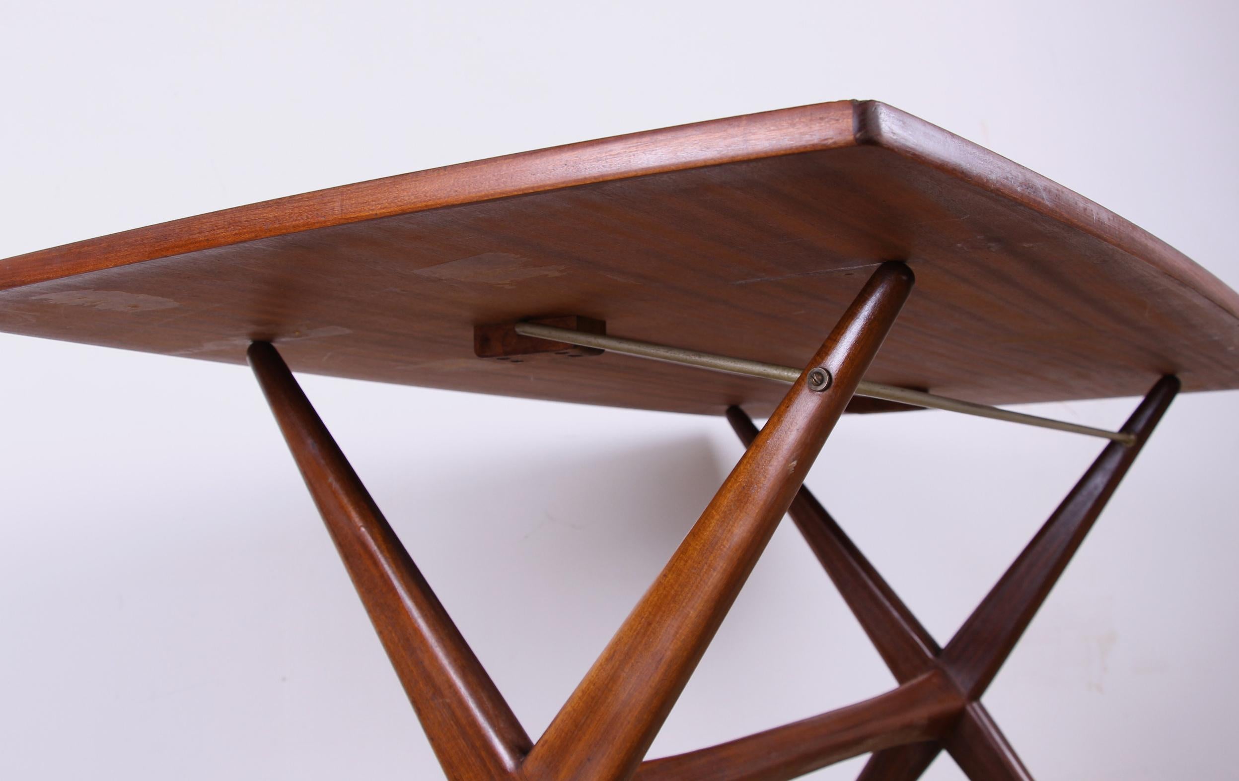 Scandinavian High and Low Table in Teak, 1960 For Sale 1