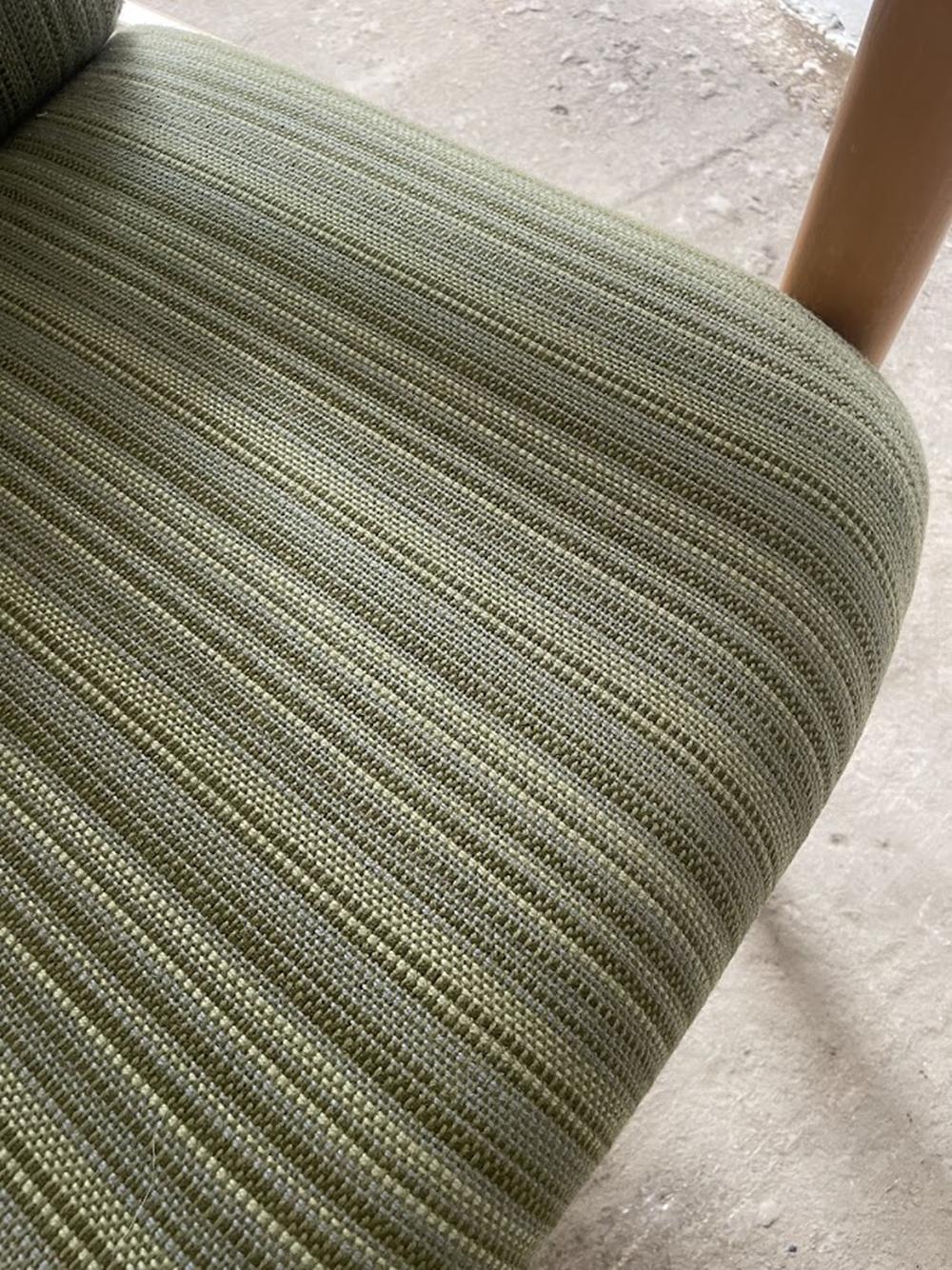 Chaise longue scandinave à dossier haut en vente 2