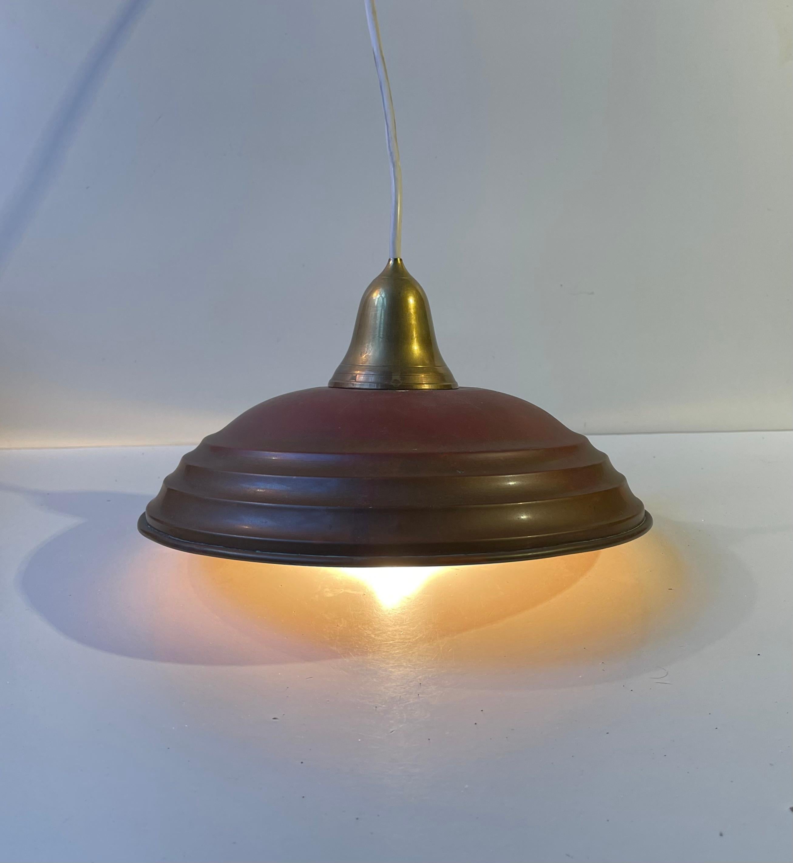 Scandinavian Industrial Bauhaus Pendant Light in Patinated Copper & Brass, 1930s In Fair Condition For Sale In Esbjerg, DK