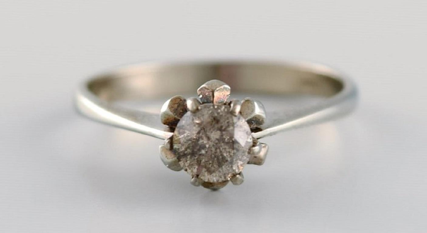 Modern Scandinavian Jeweler, Vintage Ring in 18 Carat White Gold, Mid-20th C. For Sale