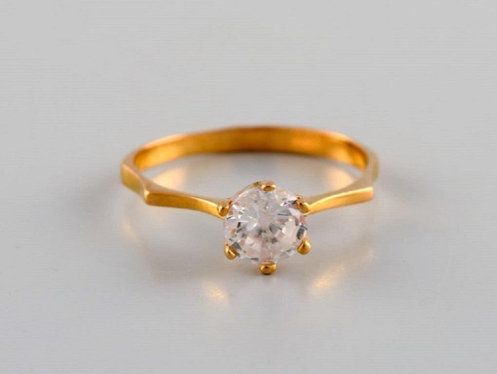 Bijoutier scandinave, bague vintage en or 21 carats ornée de diamants brillants Pour femmes en vente