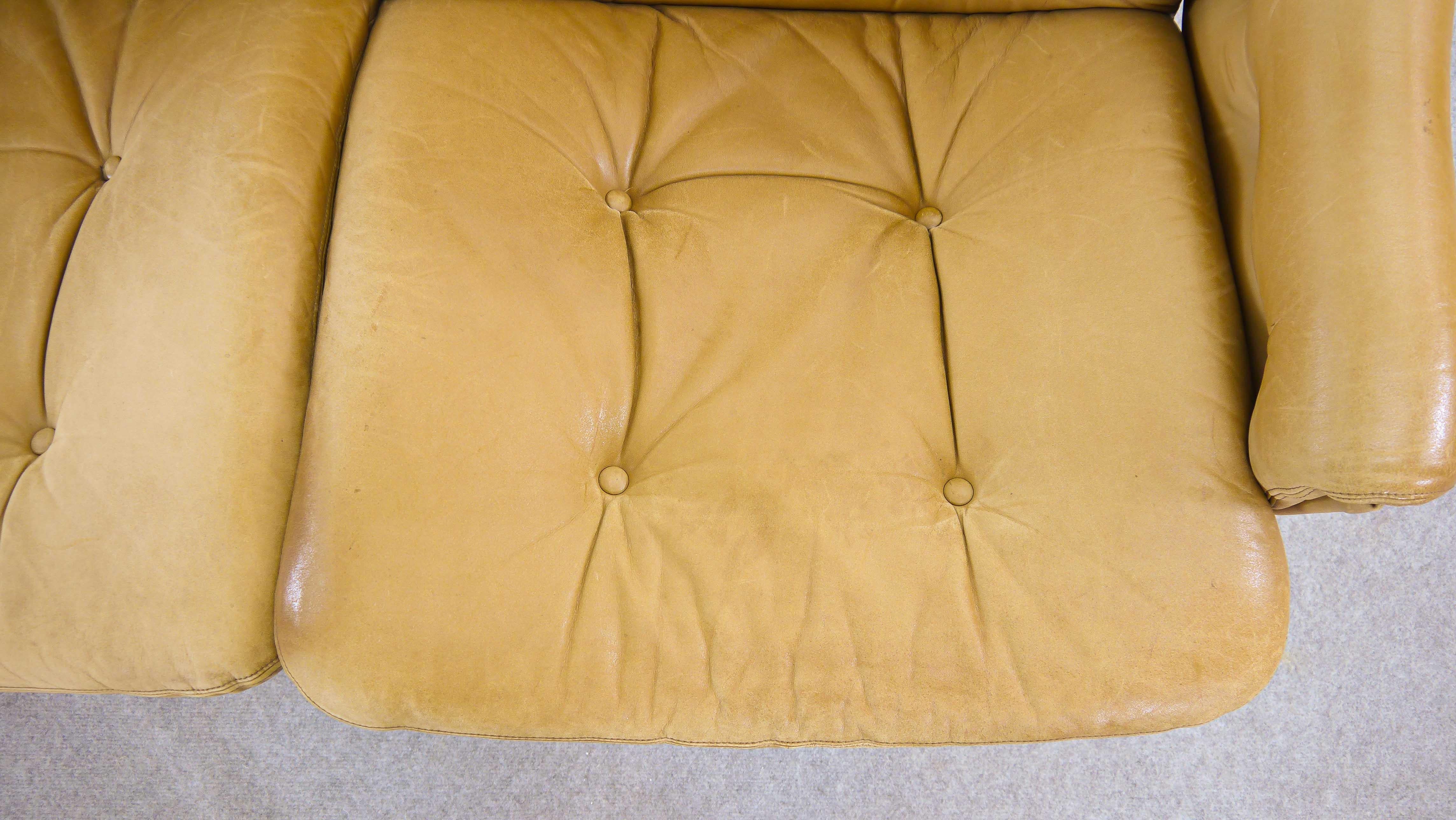 Scandinavian Kengu Sofa in Brown Leather by Solheim for Rykken, Norway For Sale 11