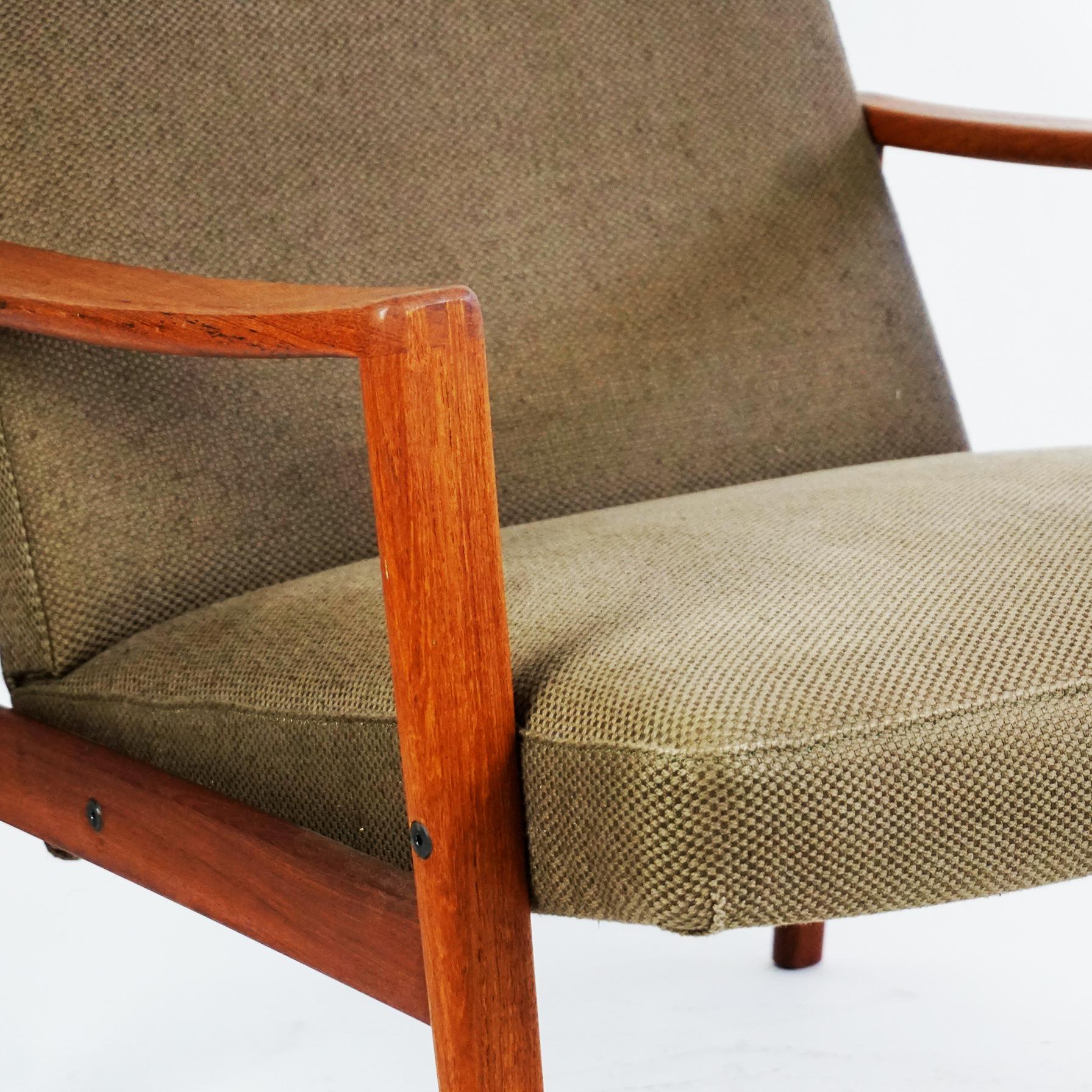 Scandinavian Modern Scandinavian Khaki Green Teak Lounge Chair