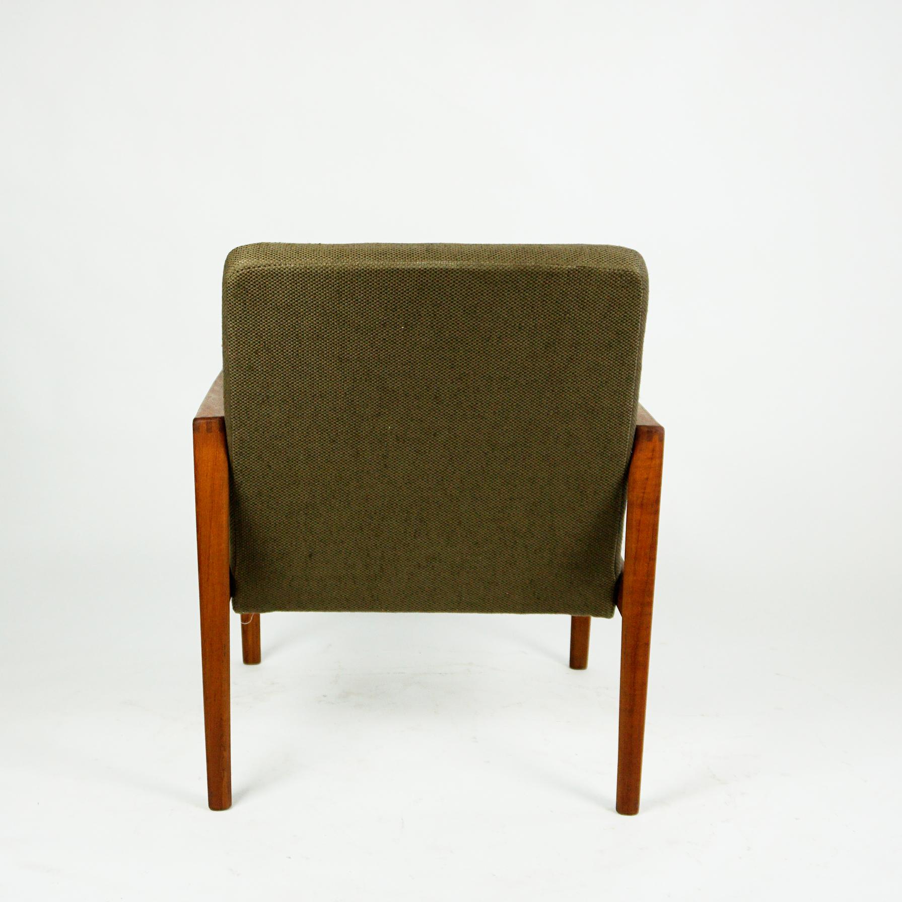Scandinavian Khaki Green Teak Lounge Chair 1