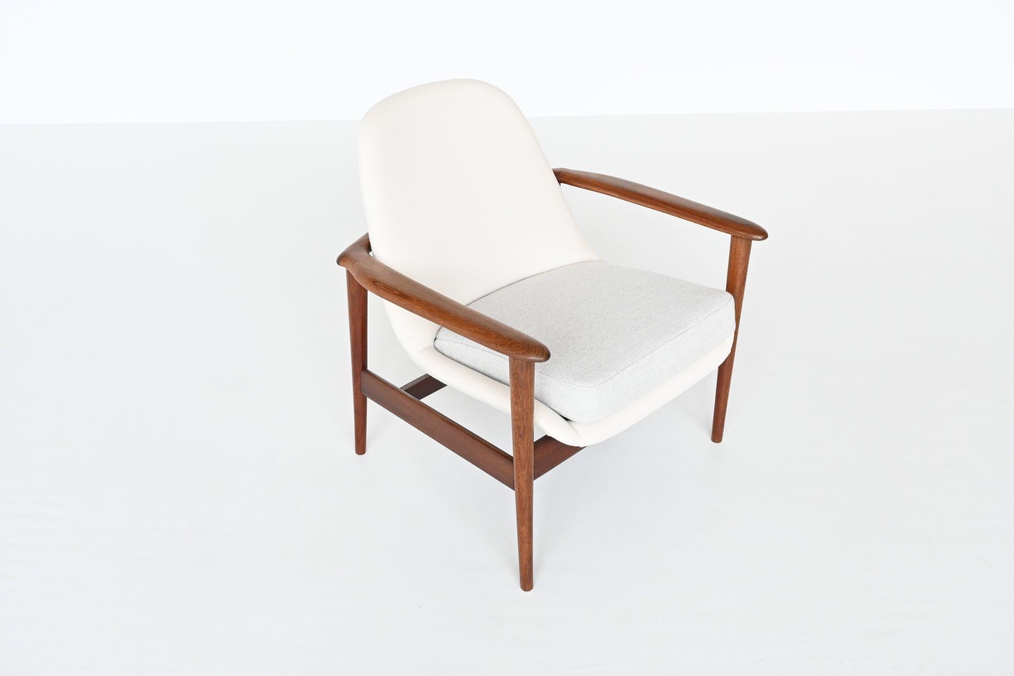 Scandinavian Kofod Larsen Style Lounge Chair, Denmark, 1960 8