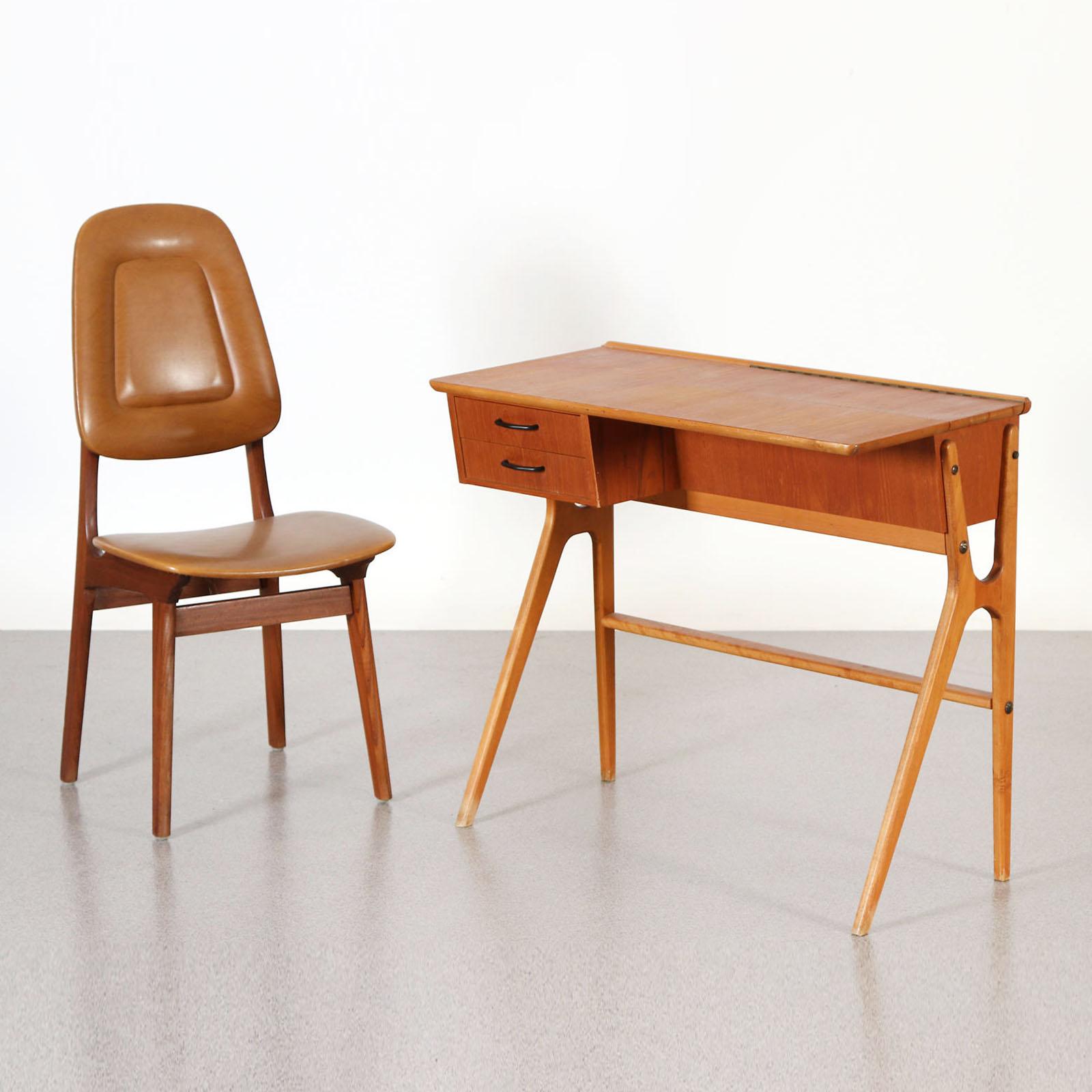 Mid-Century Modern Scandinavian Lady Desk with Vanity Mirror and Chair by Sörheim Bruk, Norway