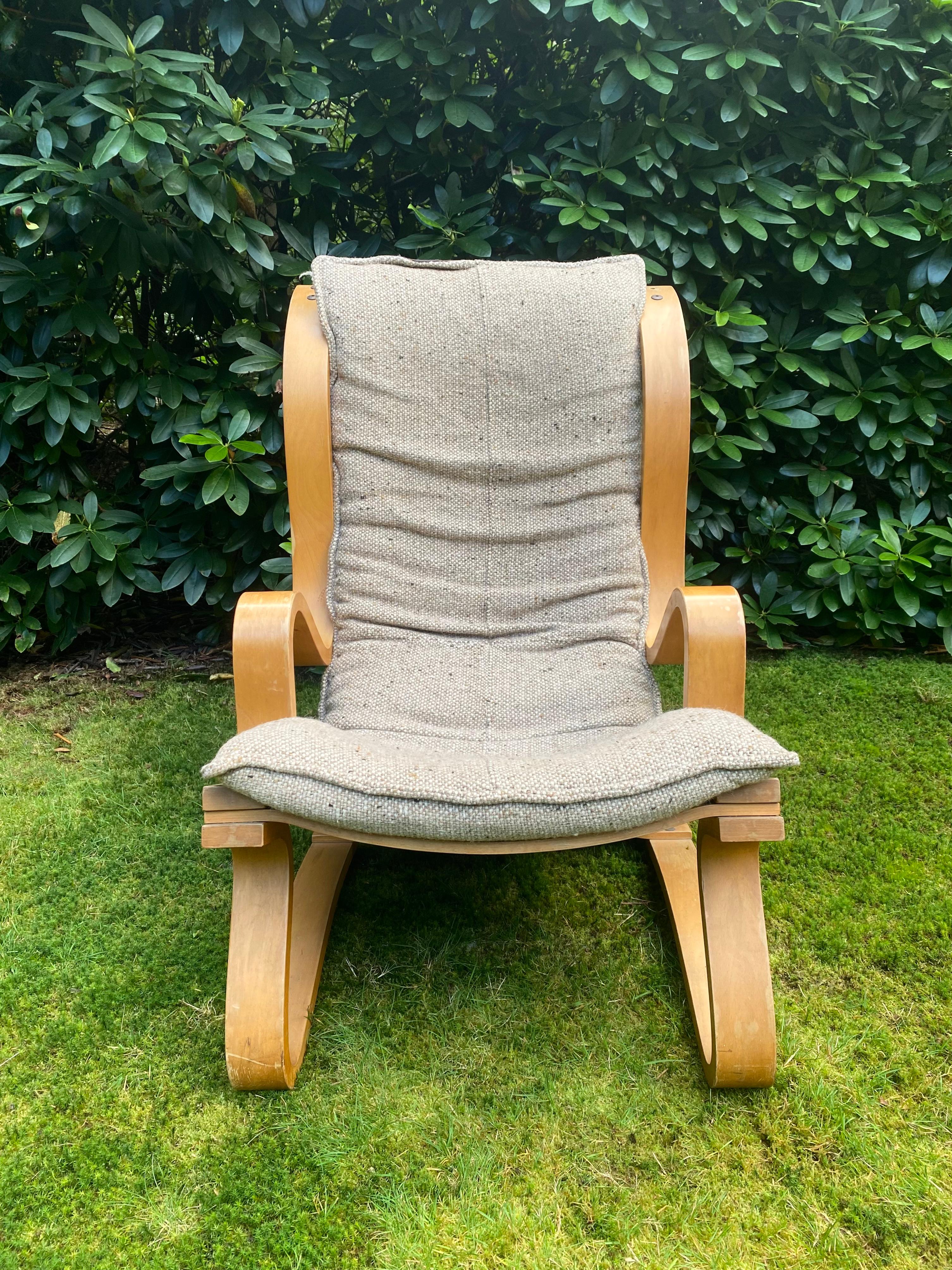 20th Century Scandinavian Laminated Beech Lounge Chair, in Style of Alvar Aalto, ca. 1960s For Sale