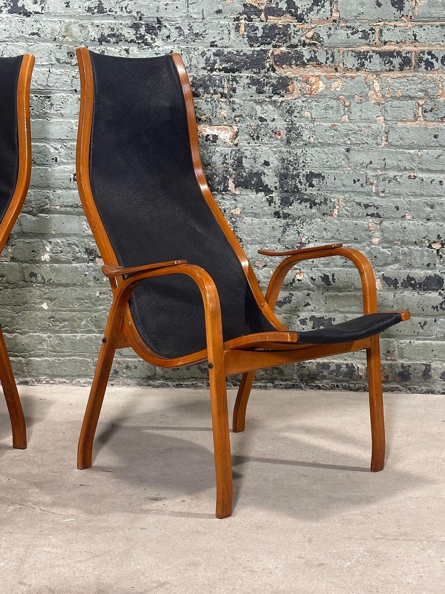 Skandinavische Lamino-Leder-Loungesessel von Yngve Ekstrom, 1956 im Zustand „Hervorragend“ im Angebot in Chicago, IL