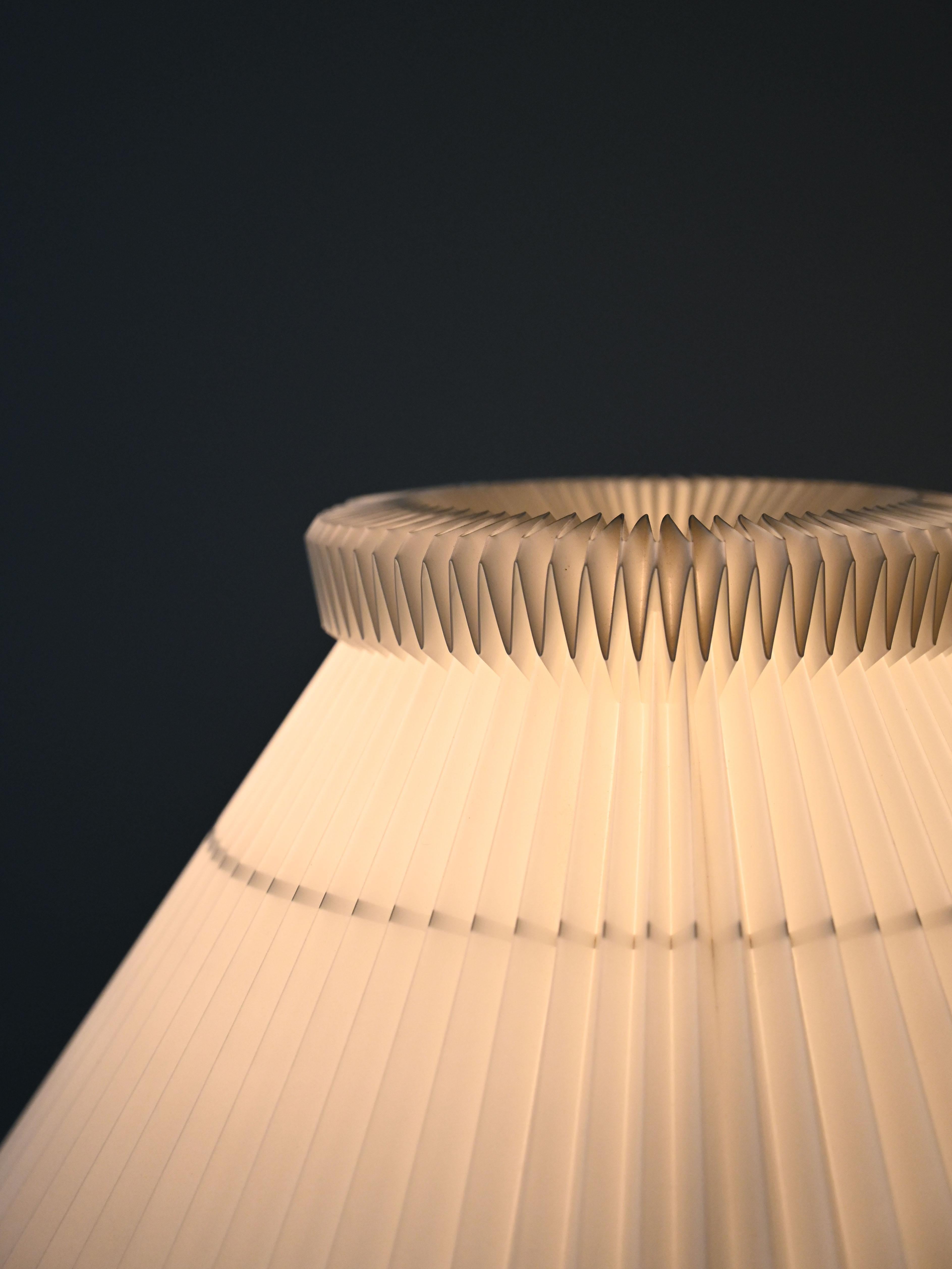 Scandinavian Modern Scandinavian Lamp with Paper Shade