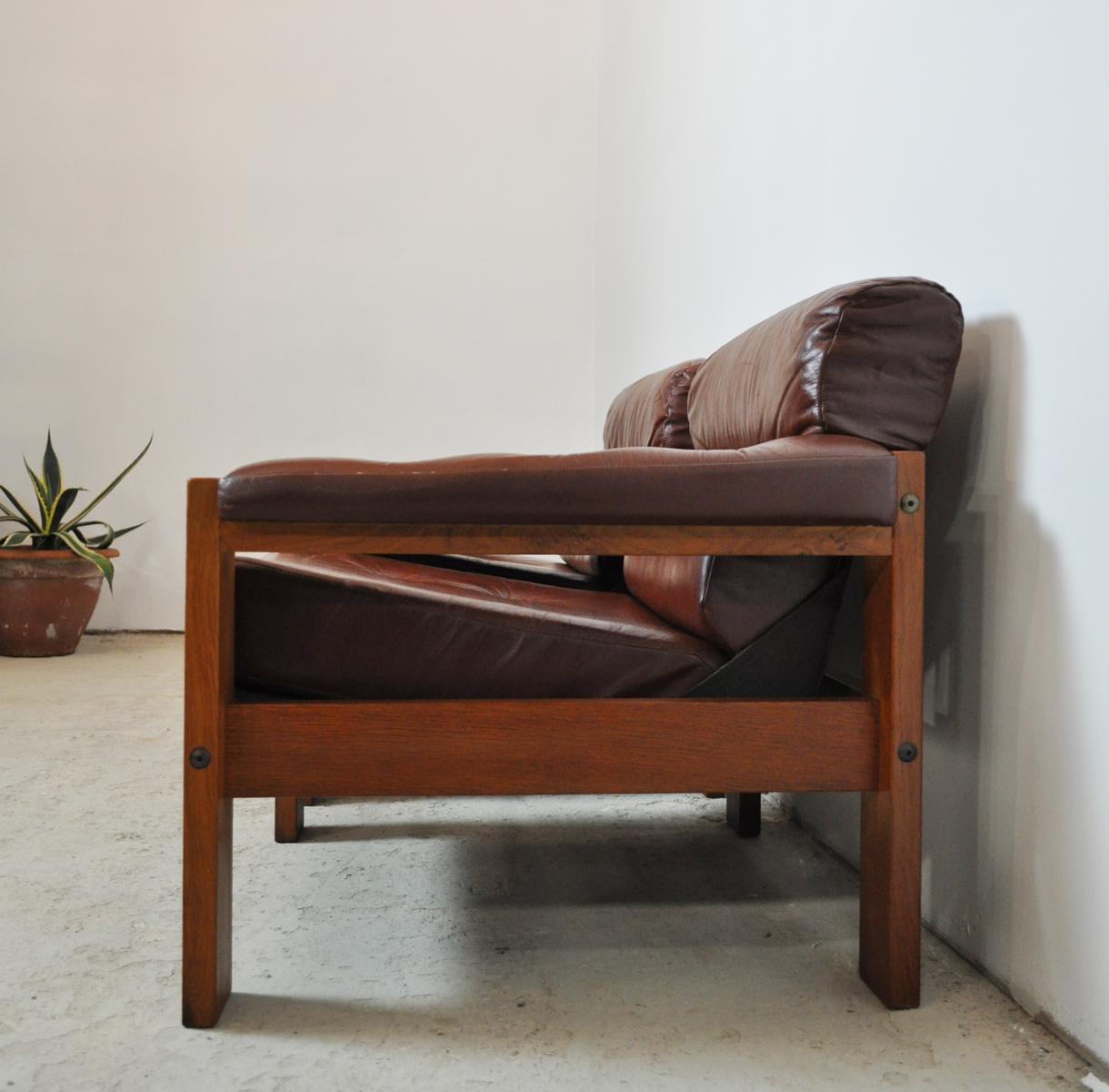 Scandinavian Leather and Oak Lounge Chairs, 1970s In Good Condition In Vordingborg, DK