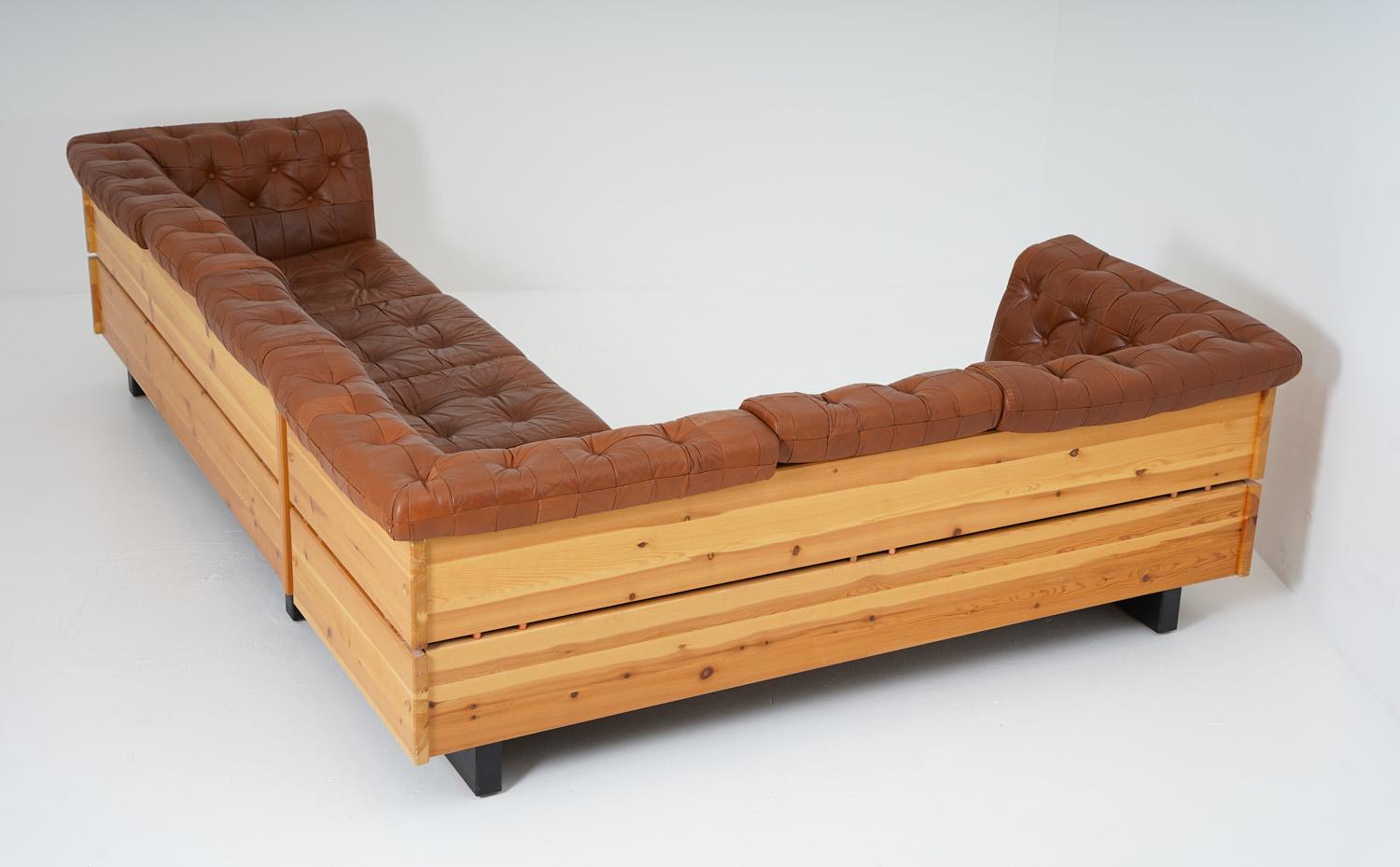 Mid-Century Modern Scandinavian Leather and Pine Sofa 