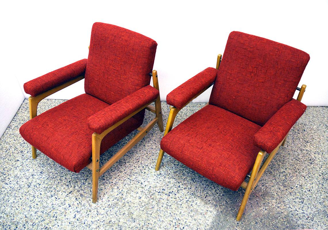 Ensemble de salon scandinave avec deux fauteuils et un canapé, années 1960  en vente 1
