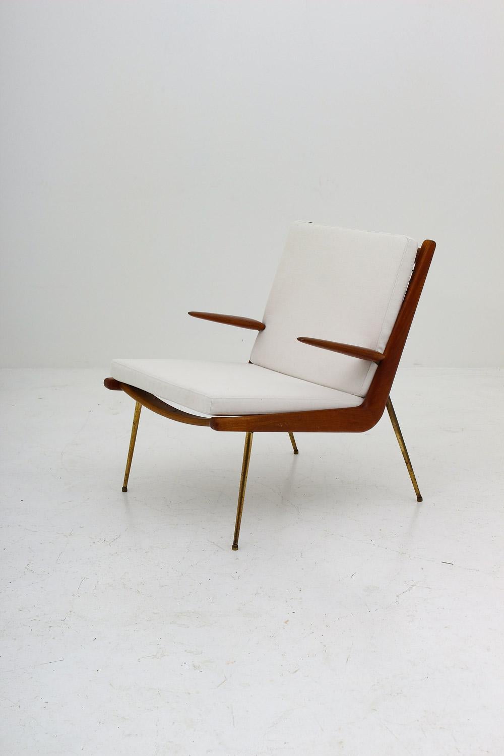 Mid-Century Modern Scandinavian Lounge Chair FD135 by Peter Hvidt & Orla Mølgaard-Nielsen