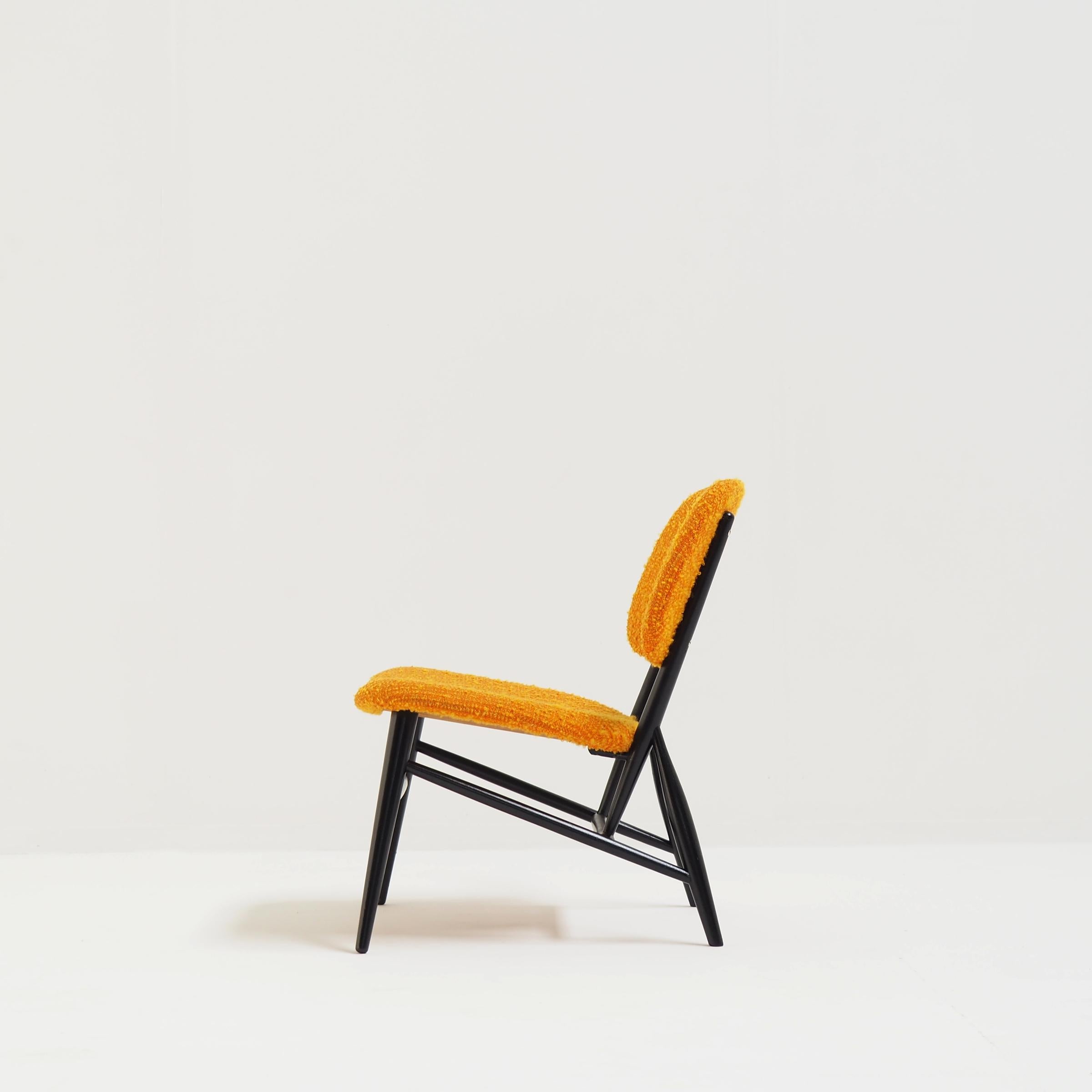 Sedia da salotto scandinava della metà degli anni '50 con una struttura straordinaria in vendita 3