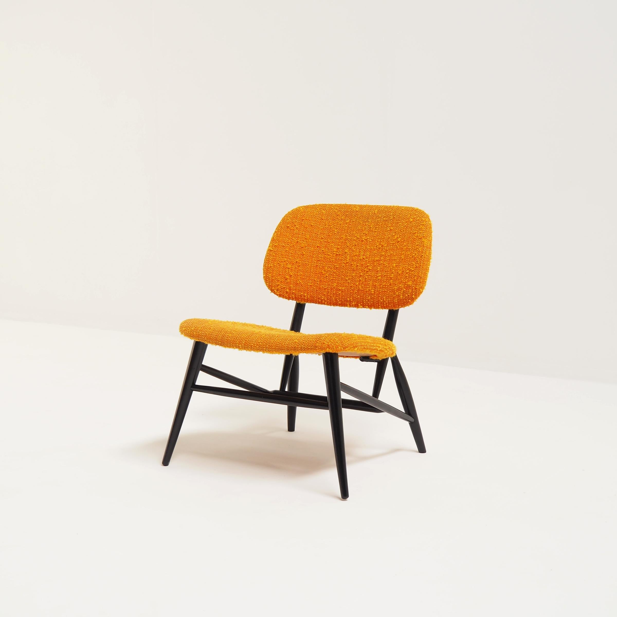 Sedia da salotto scandinava della metà degli anni '50 con una struttura straordinaria In condizioni buone in vendita a Beerse, VAN