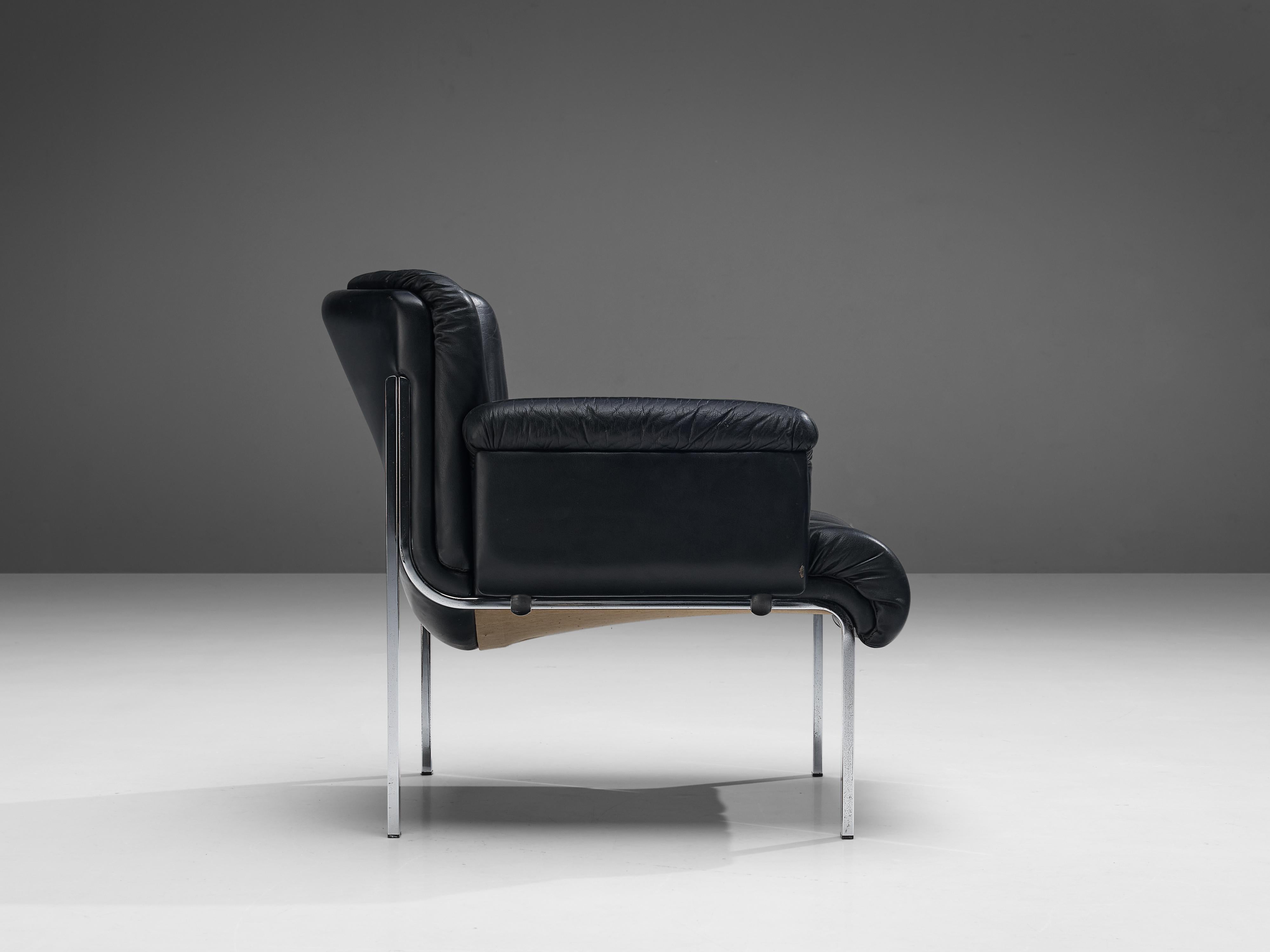Mid-Century Modern Hans Eichenberger for Girsberger ‘Eurochair’ in Black Leather For Sale