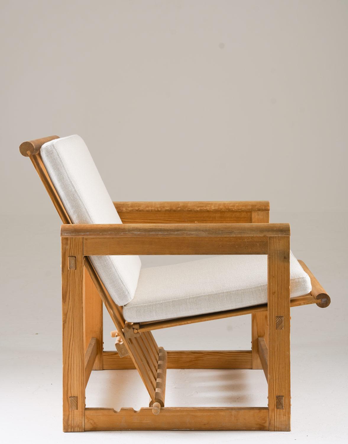 Scandinavian lounge chair in pine, model 