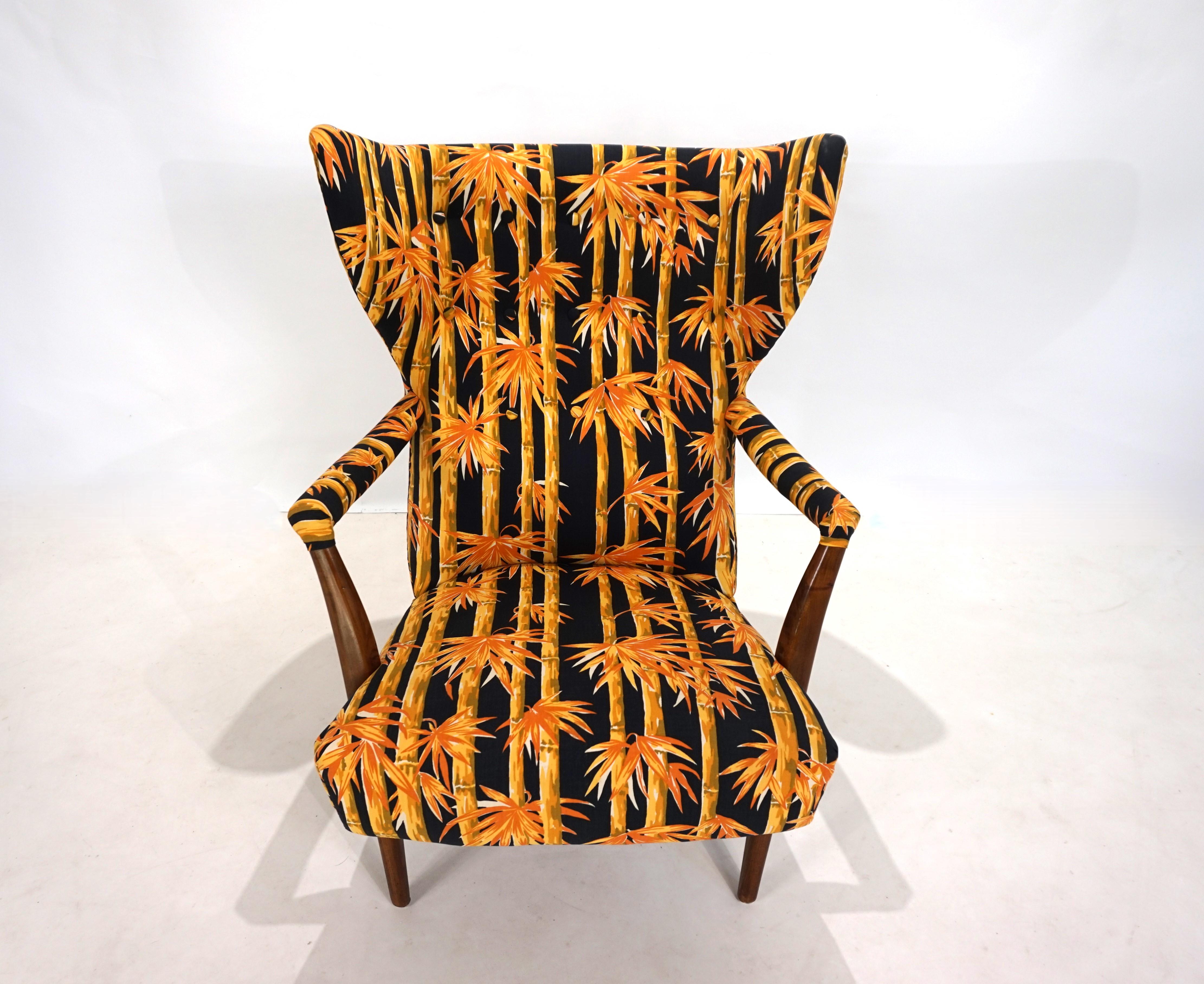 Scandinavian lounge chair Wingchair, 1960 For Sale 3
