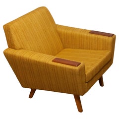 Scandinavian Lounge Chairs with Ochre Fabric And Teak Paws, Denmark 1950s