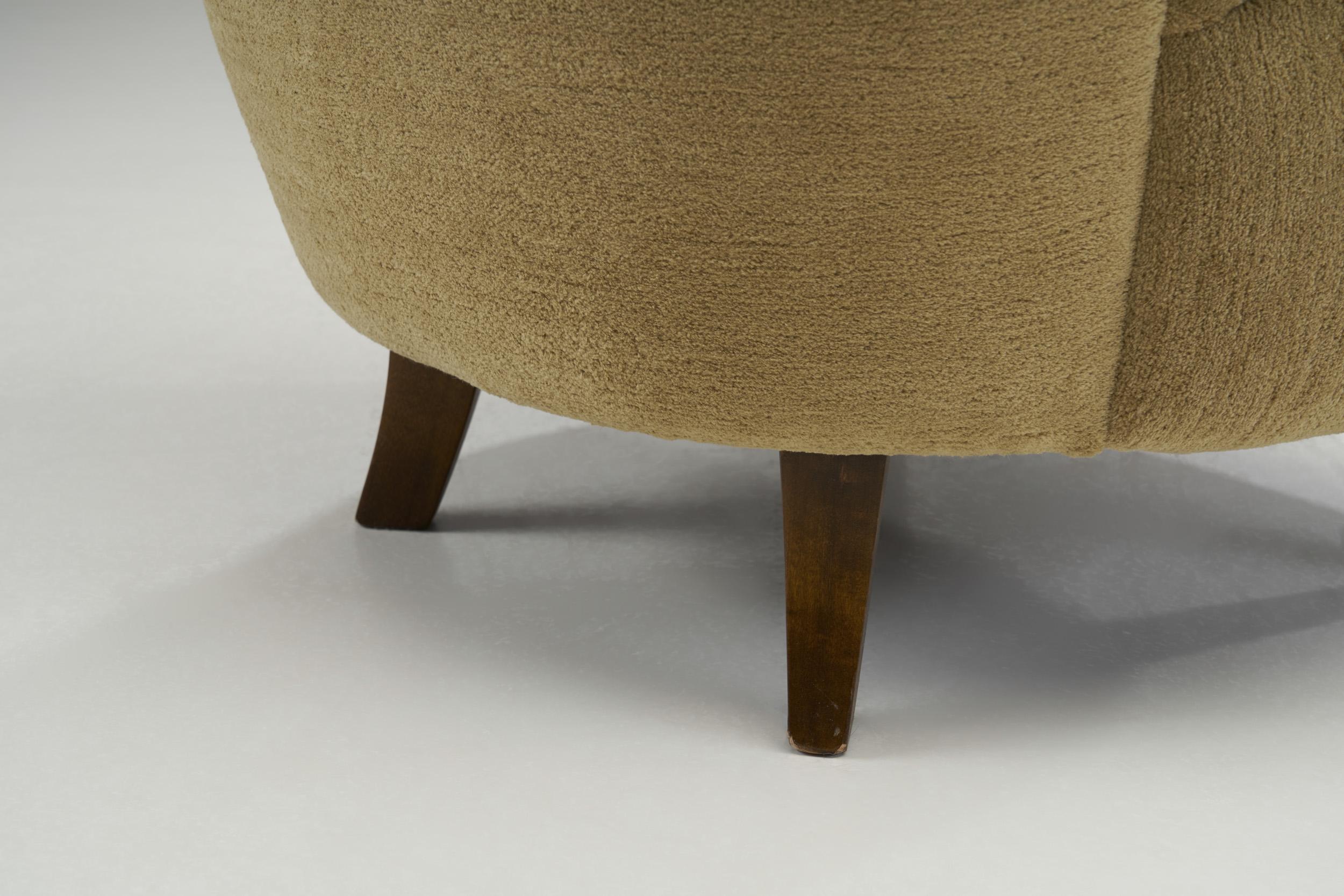 Chaises longues scandinaves à pieds fuselés, Scandinavie, vers 1950 en vente 7