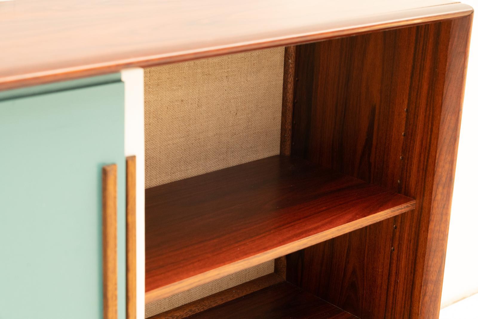 Scandinavian low sideboard 3 doors For Sale 3