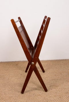 Scandinavian magazine rack, foldable, in stained beech and brass, Cees Braakman.