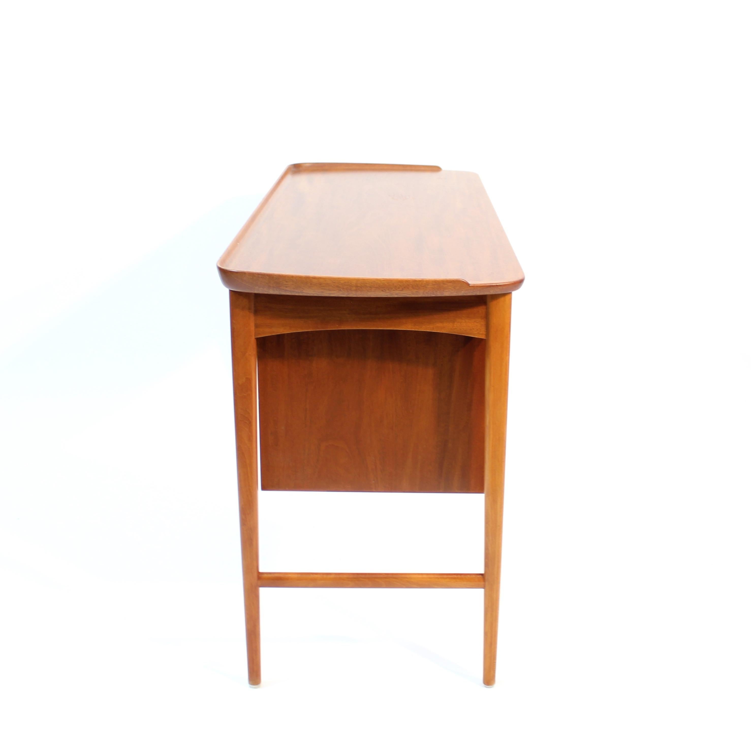 Scandinavian Mahogany free standing desk with two drawers, 1950s 3
