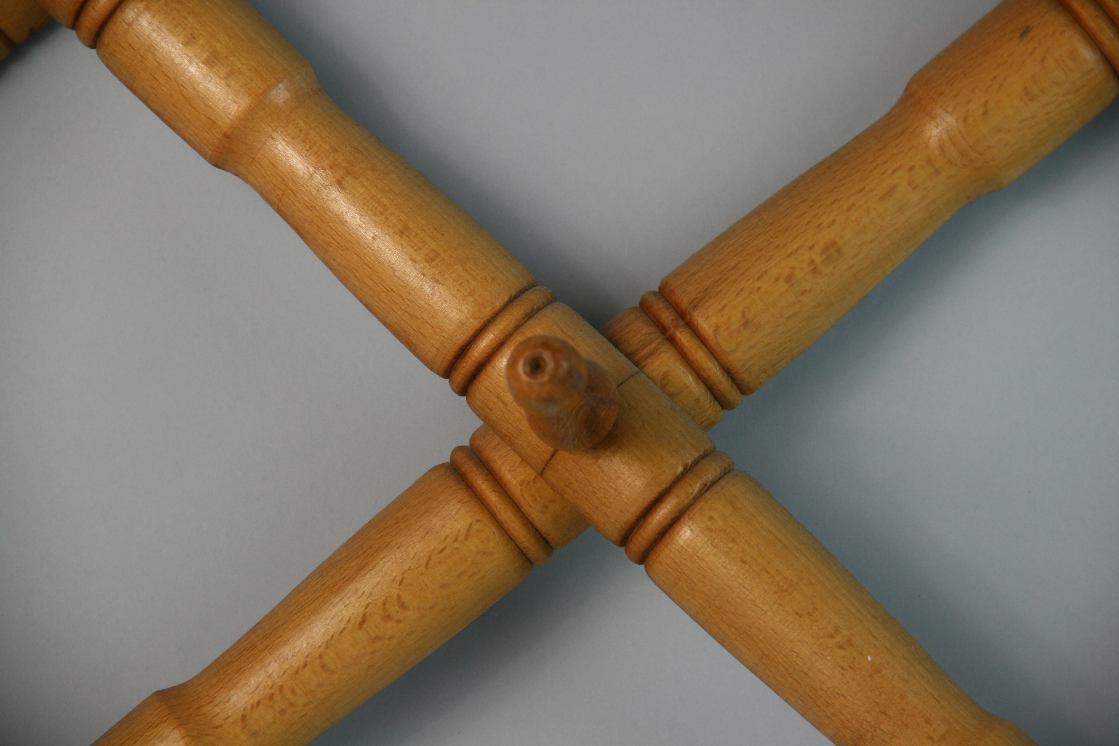 Mid-20th Century Scandinavian Maple Expandable Hat and Coat Rack