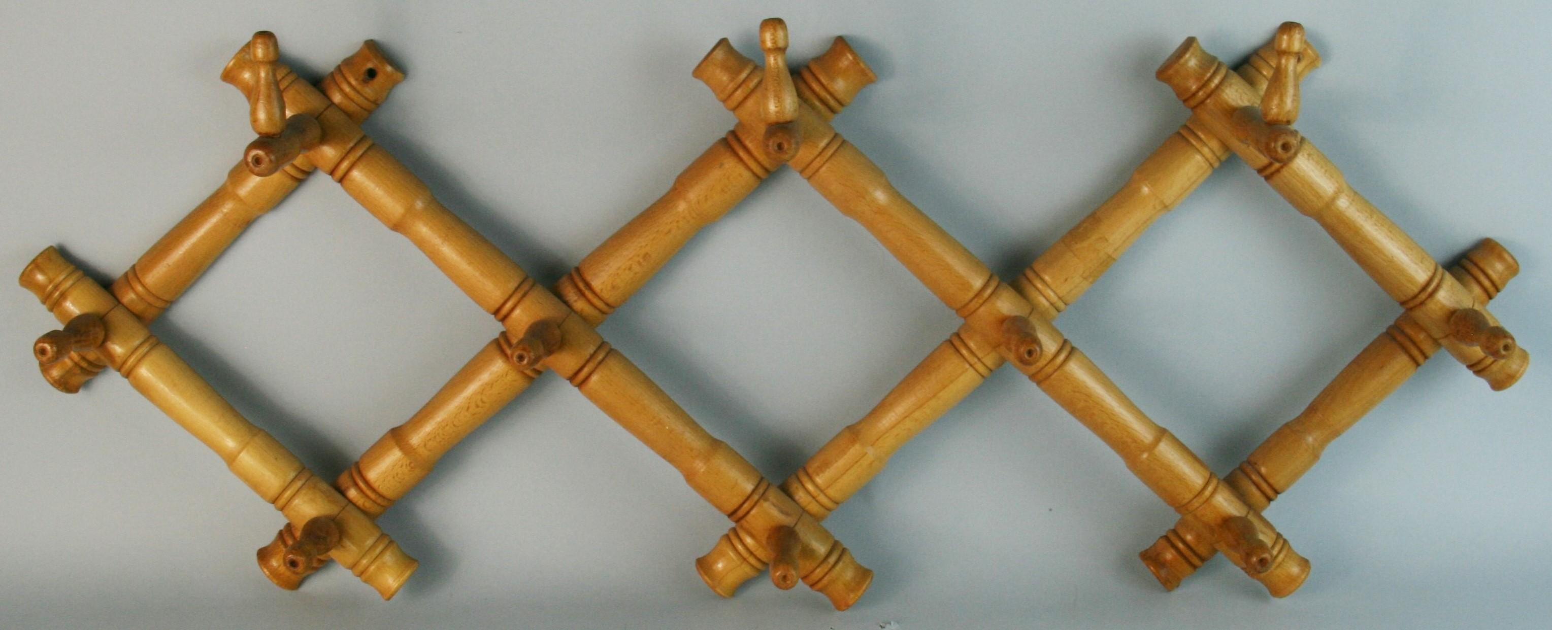 Hardwood Scandinavian Maple Expandable Hat and Coat Rack