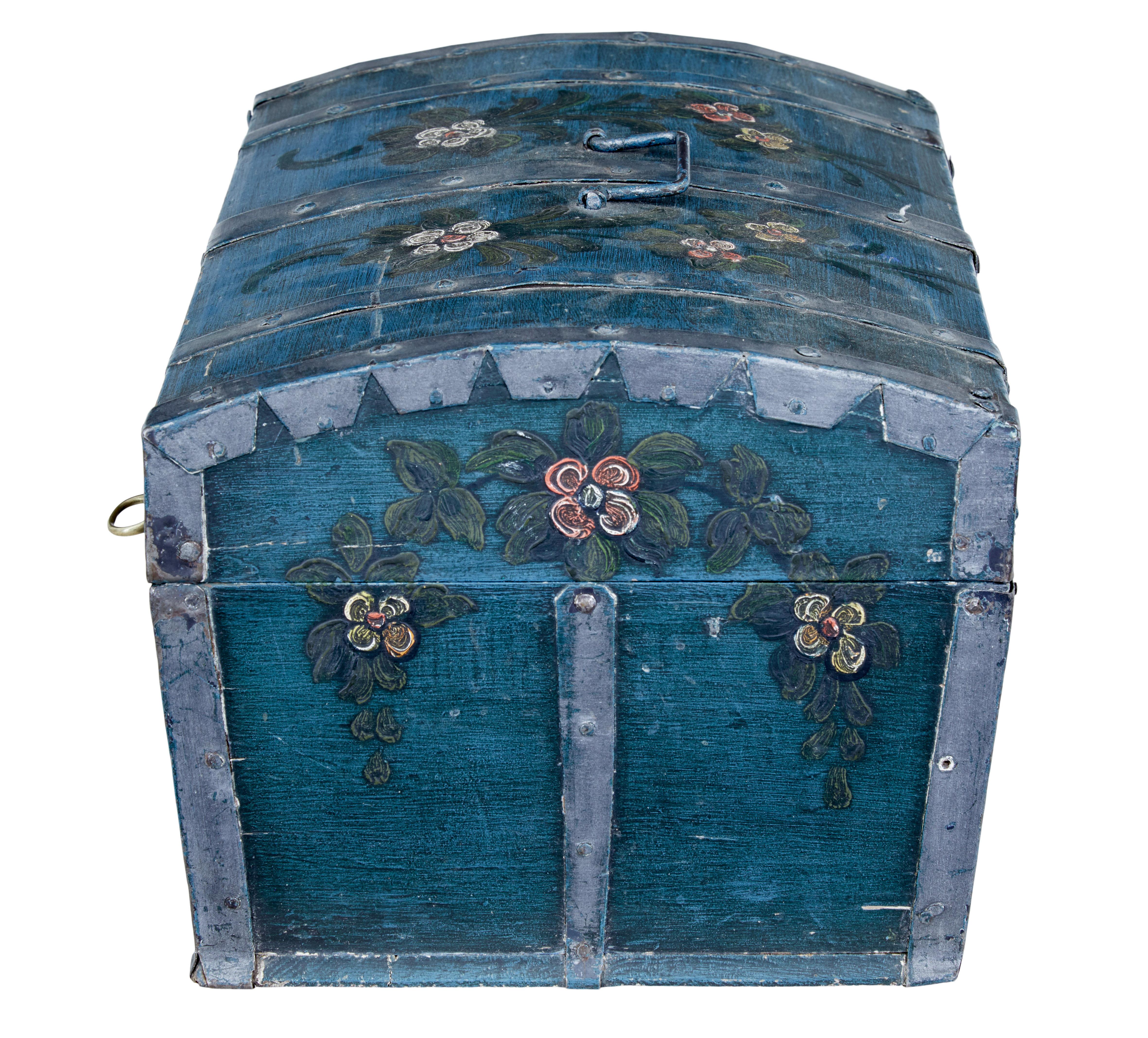 Hand-Painted Scandinavian Mid-19th Century Hand Painted Dome Top Pine Box