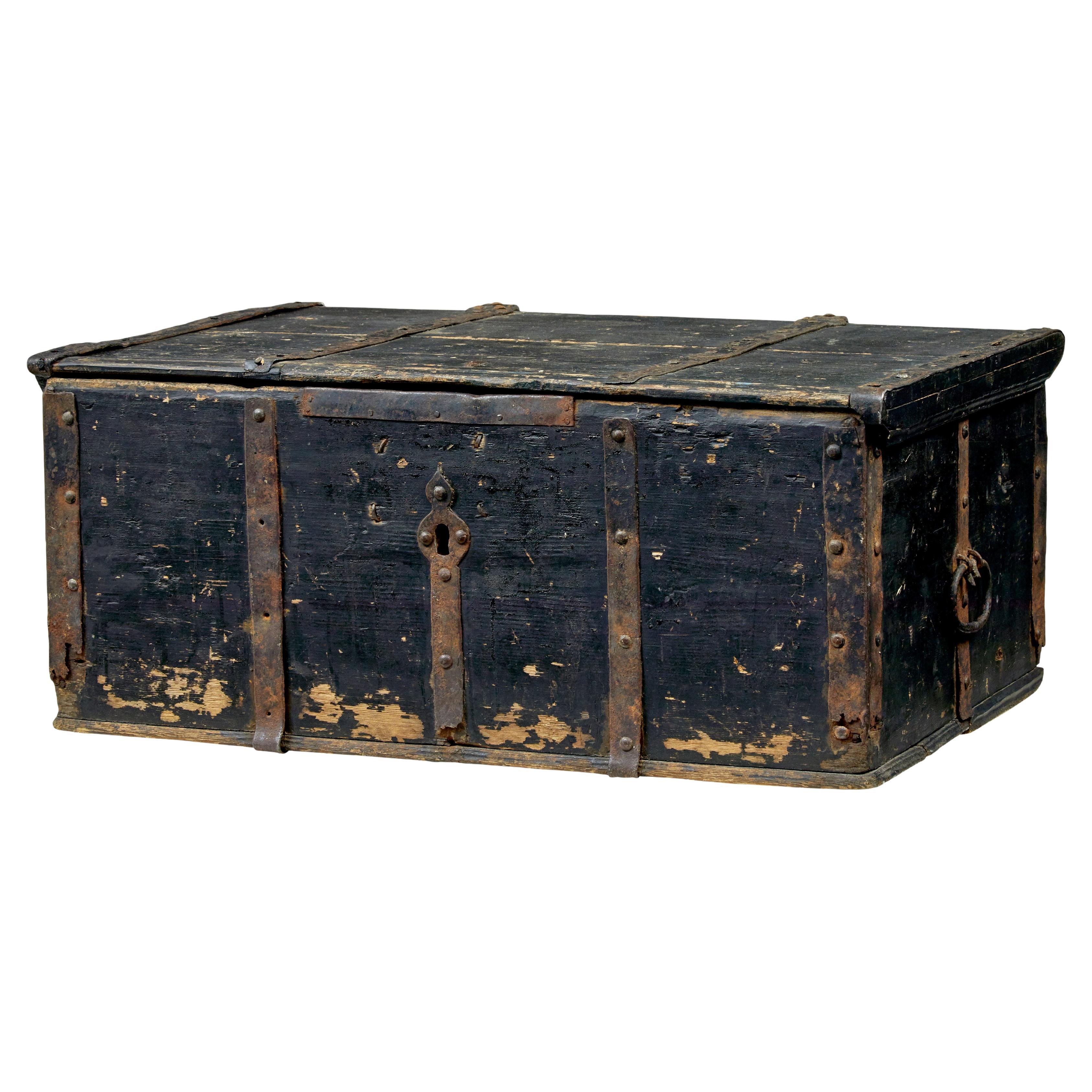 Scandinavian mid 19th century painted pine chest