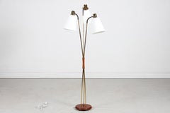 Skandinavische Stehlampe aus Messing und Teakholz mit 3 neuen Schirmen, Mid-Century 1960er Jahre