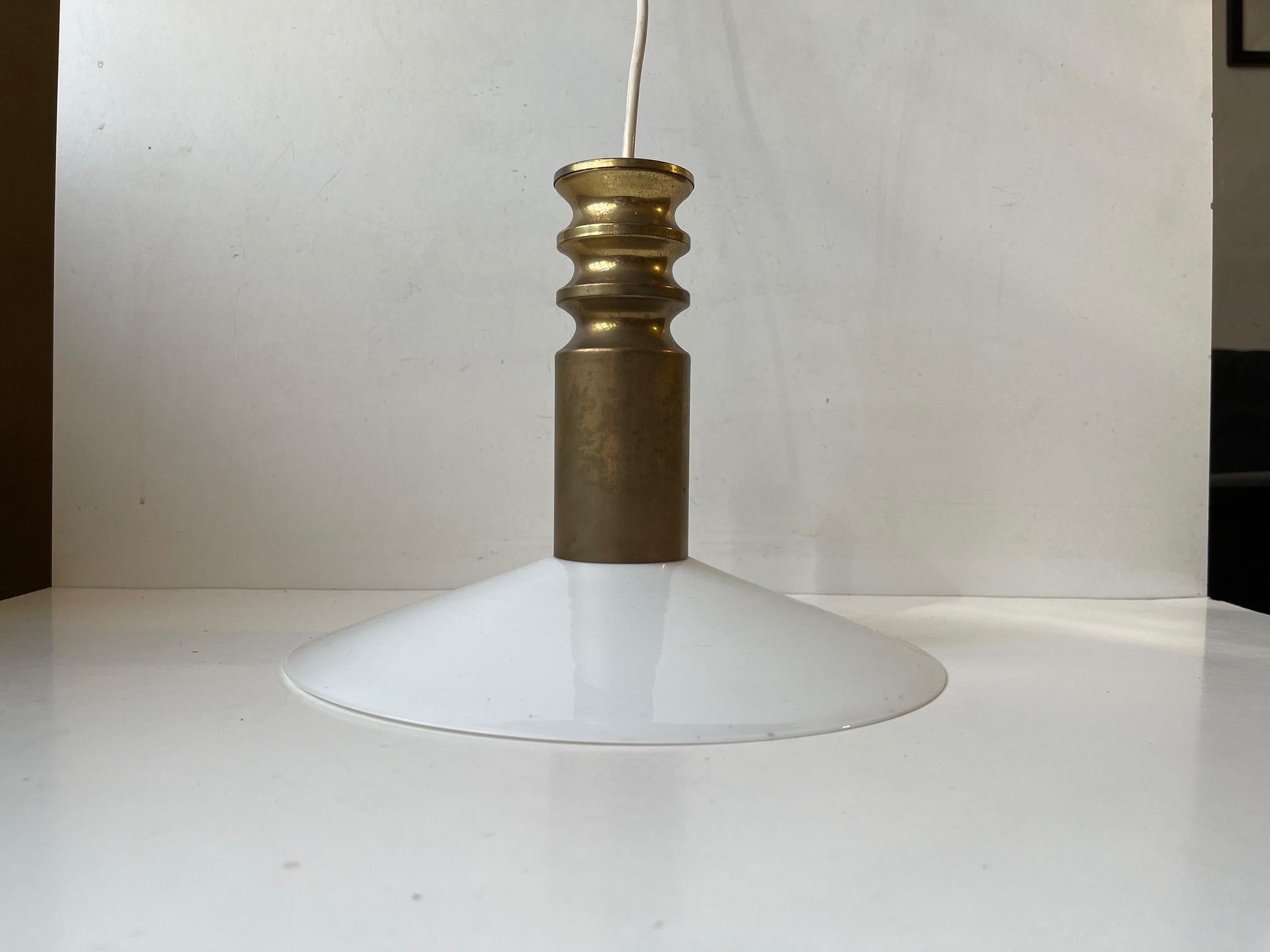 Scandinavian Mid-Century Brass & Opaline Pendant Lamp from Frimann In Good Condition In Esbjerg, DK