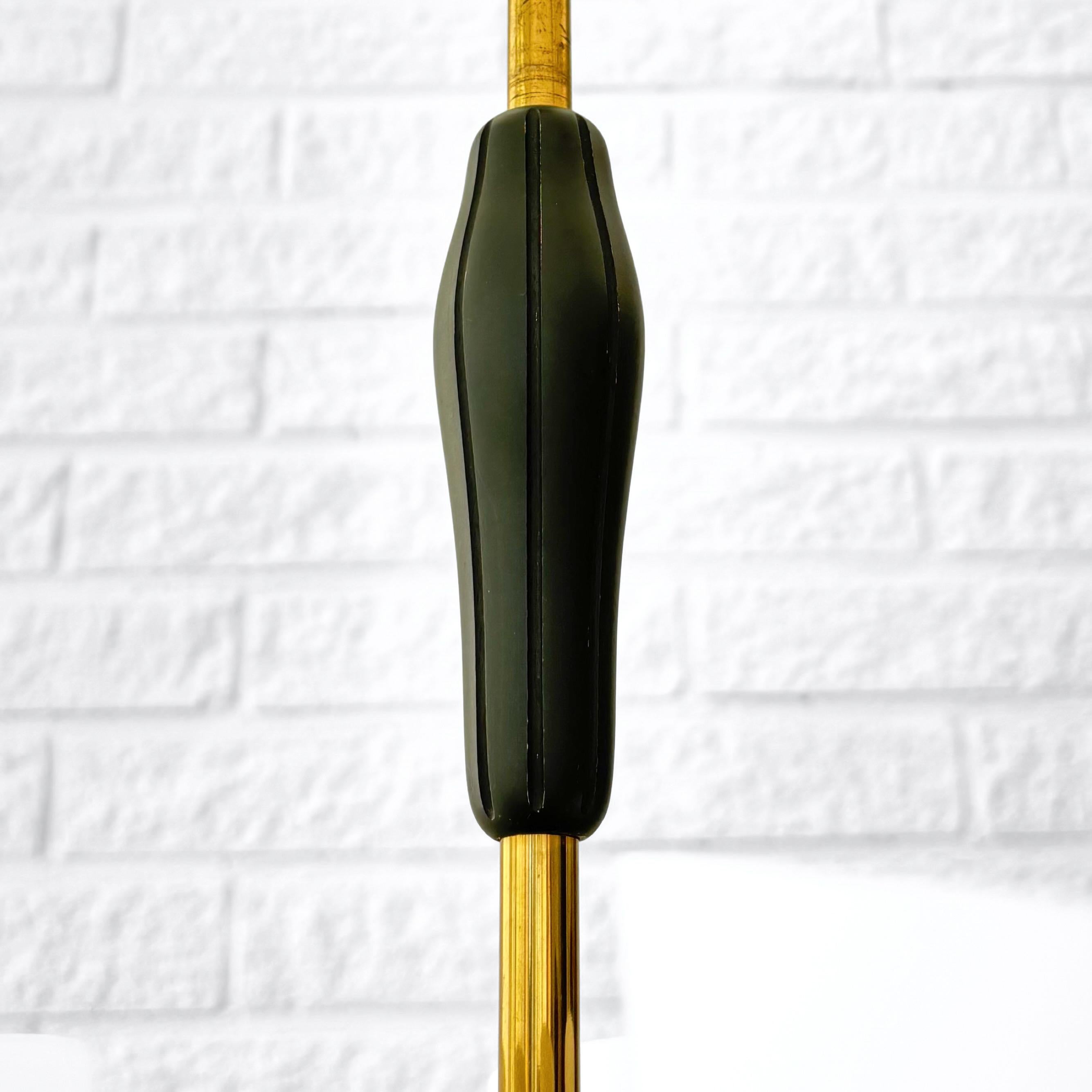 Scandinavian mid-century chandelier, five arms, brass & glass, Sweden, 1940s For Sale 2